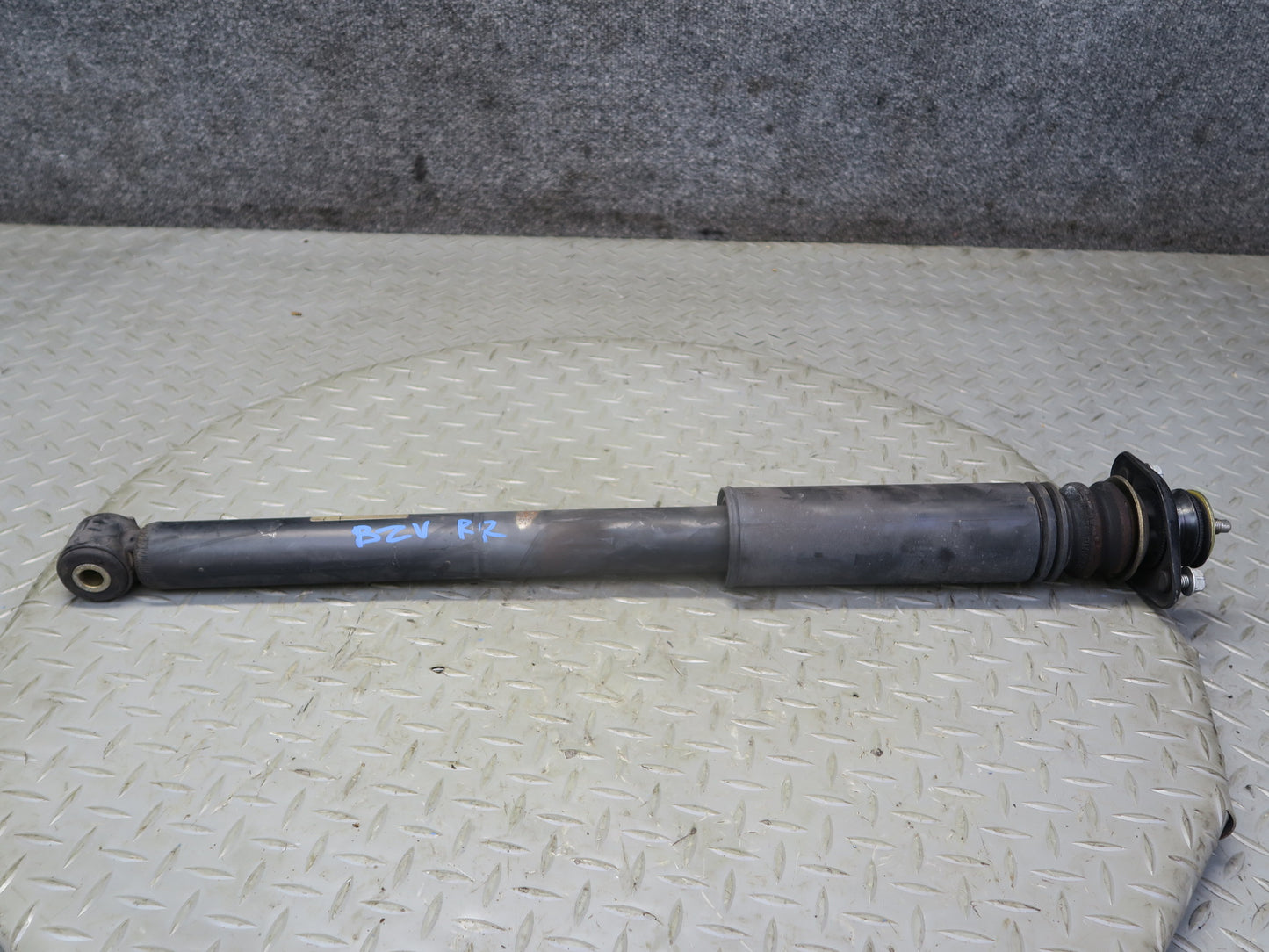 03-05 BMW E85 Z4 Set of 2 Rear Left & Right Strut Shock Absorber 66K Miles OEM