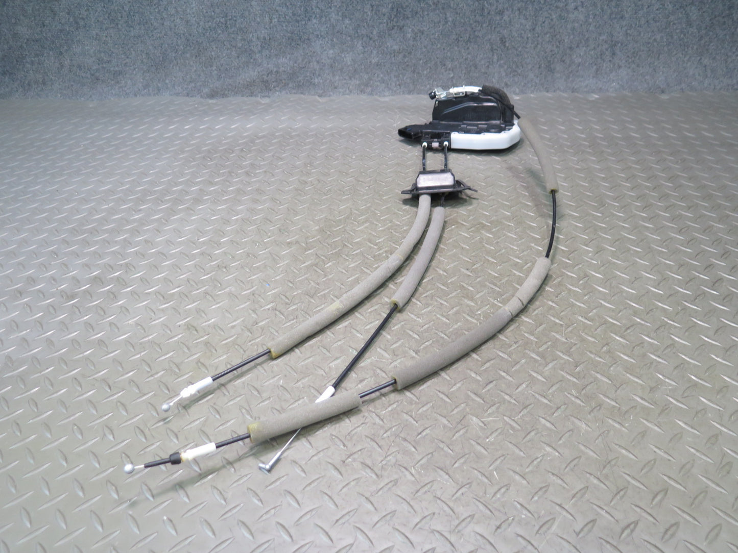 09-20 Nissan 370Z Z34 Front Right Passenger Door Lock Latch Actuator OEM