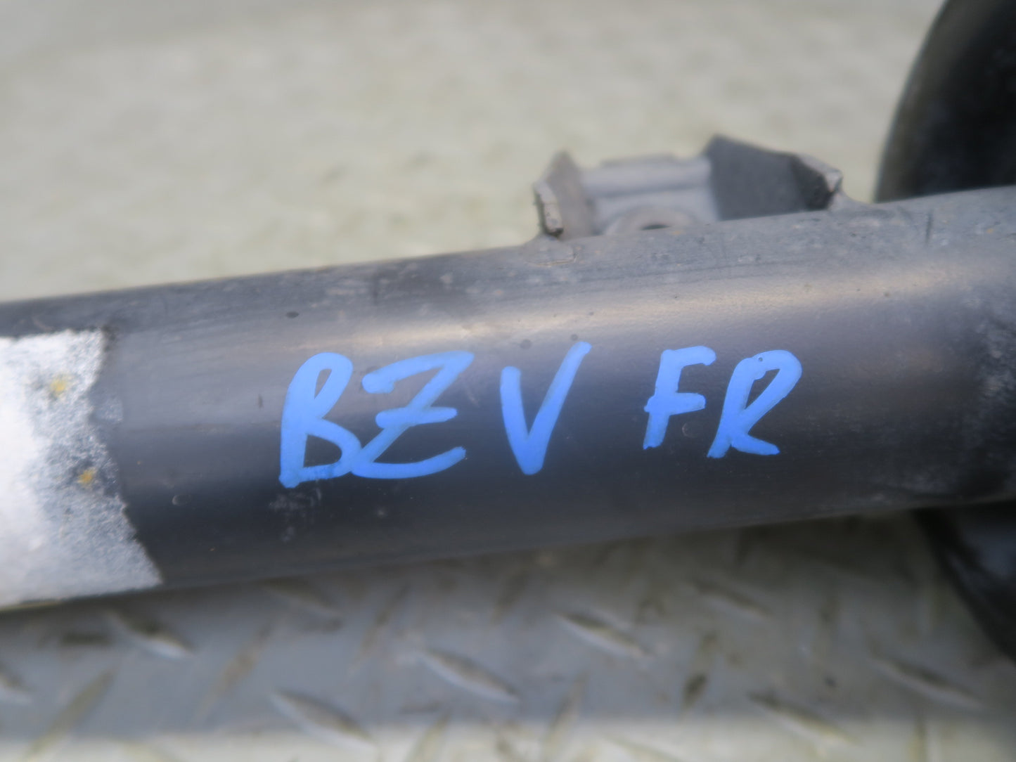 03-05 BMW E85 Z4 Set of 2 Front Left & Right Strut Shock Absorber 66K Miles OEM
