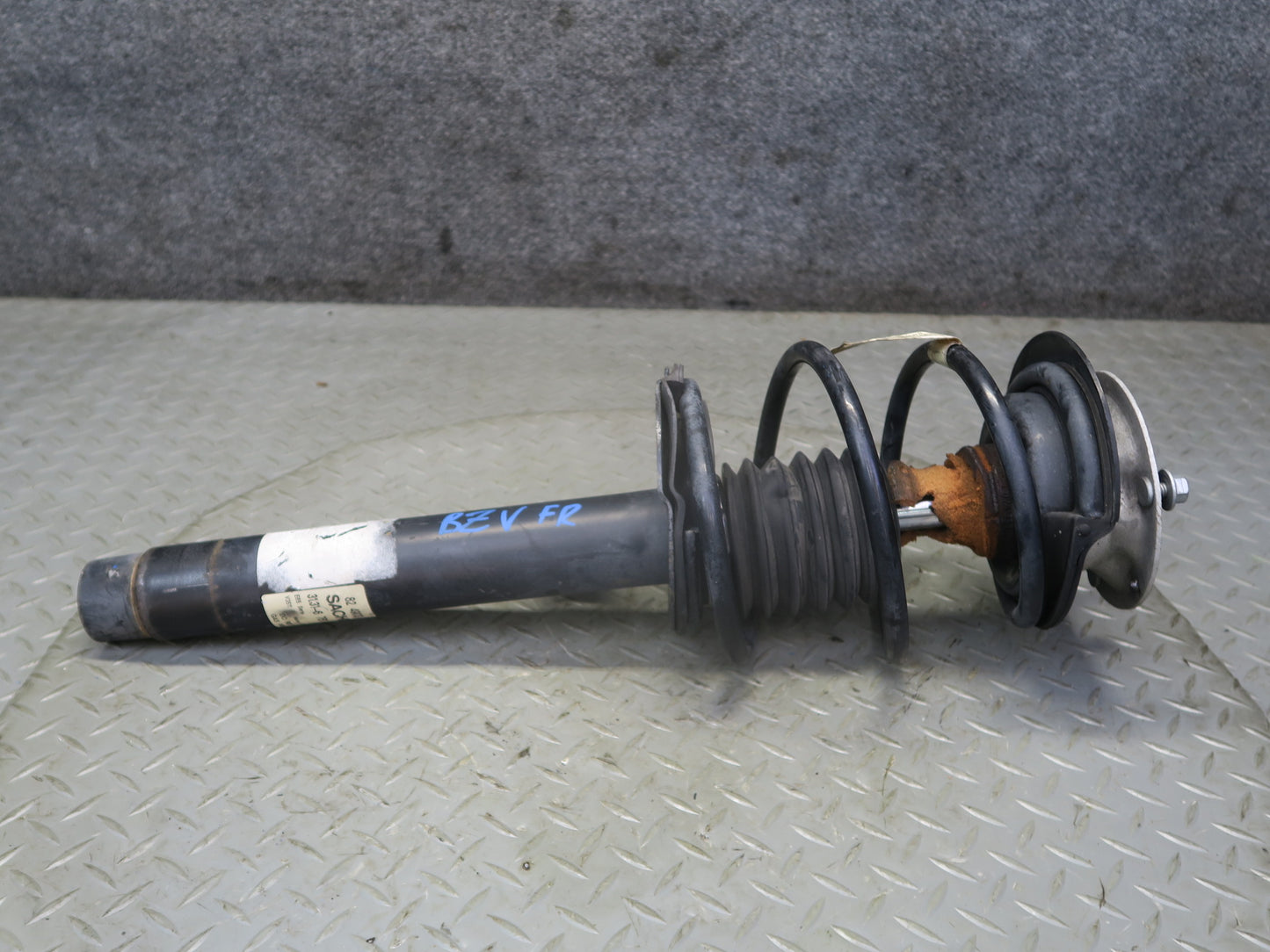 03-05 BMW E85 Z4 Set of 2 Front Left & Right Strut Shock Absorber 66K Miles OEM