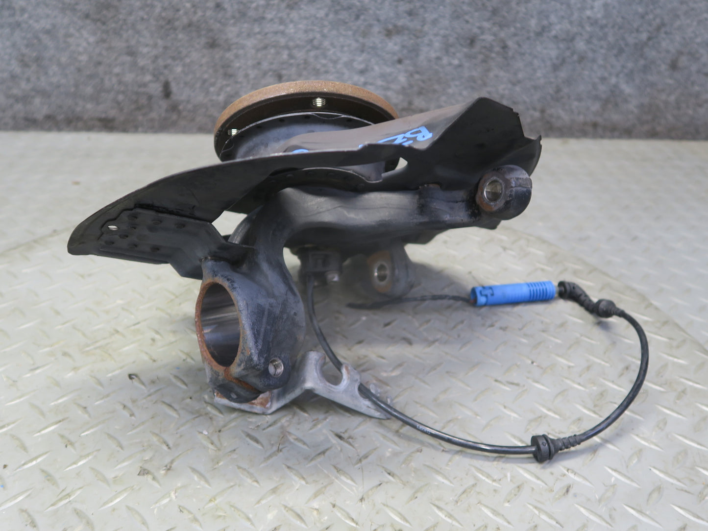 03-08 BMW E85 Z4 RWD Front Left Spindle Knuckle Wheel Hub Bearing 66K Miles OEM
