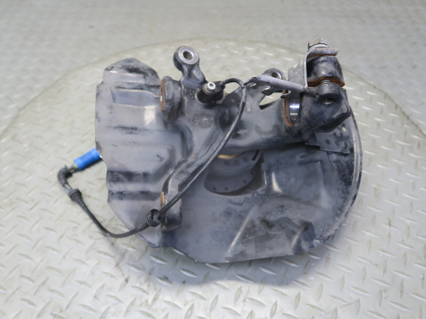 03-08 BMW E85 Z4 RWD Front Left Spindle Knuckle Wheel Hub Bearing 66K Miles OEM