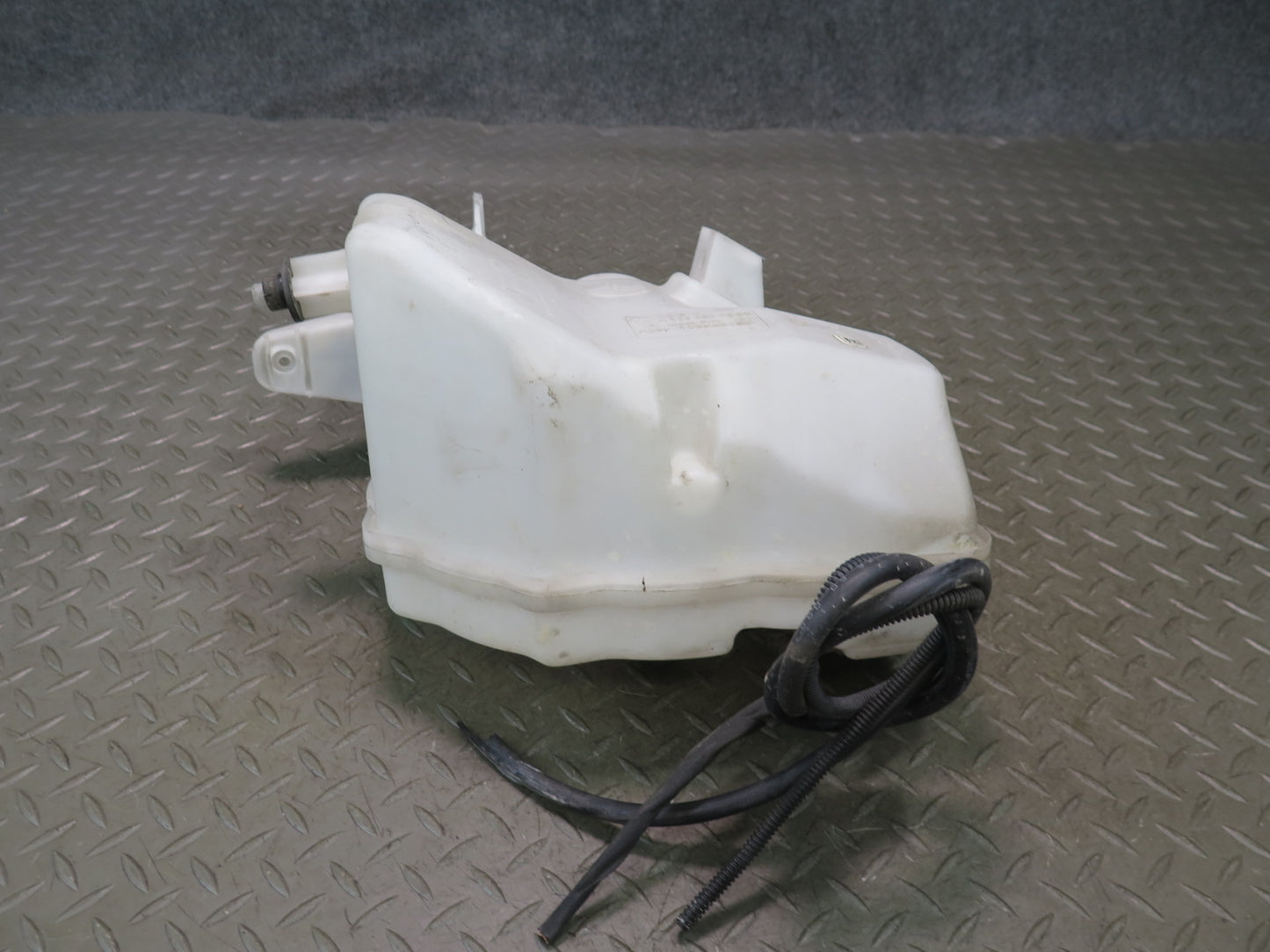 12-15 Mercedes W166 ML Windshield Washer Fluid Reservoir Tank w Neck & Pump OEM