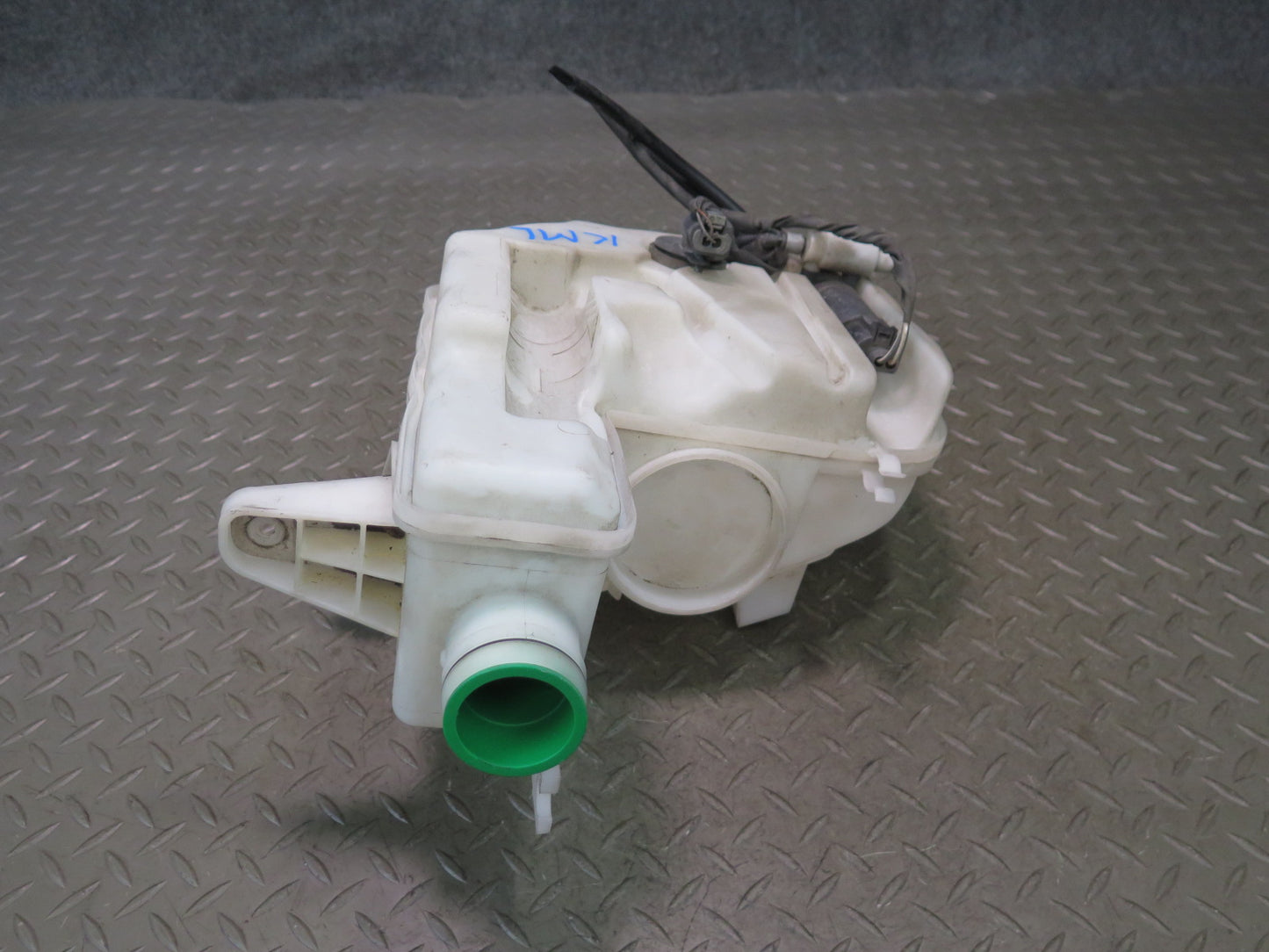 12-15 Mercedes W166 ML Windshield Washer Fluid Reservoir Tank w Neck & Pump OEM