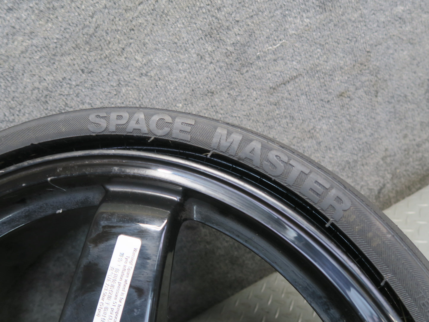 14-20 Maserati Ghibli M157 SQ4 Emergency Spare Tire R18 18" Wheel 18x6J 175/55