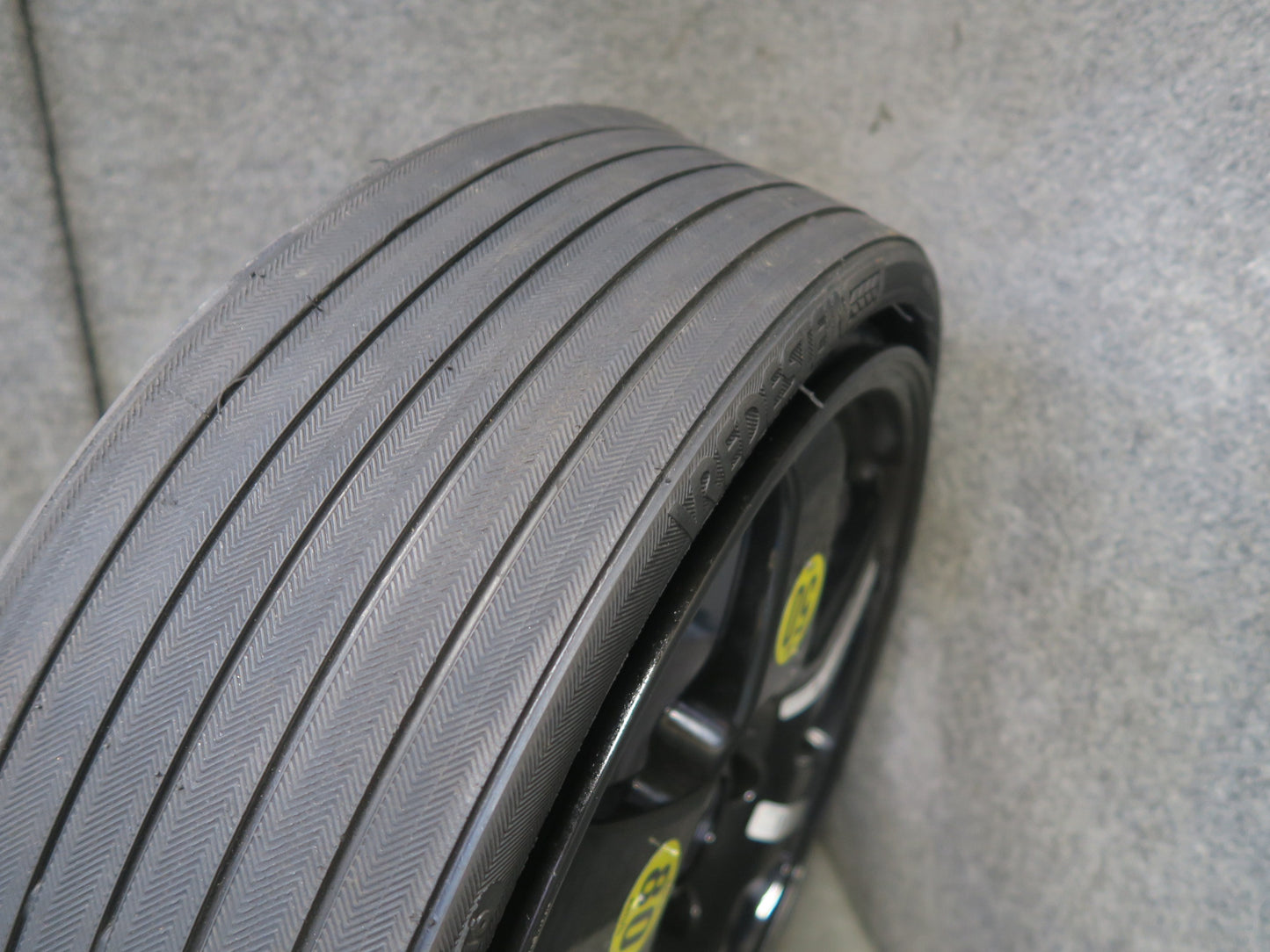 14-20 Maserati Ghibli M157 SQ4 Emergency Spare Tire R18 18" Wheel 18x6J 175/55