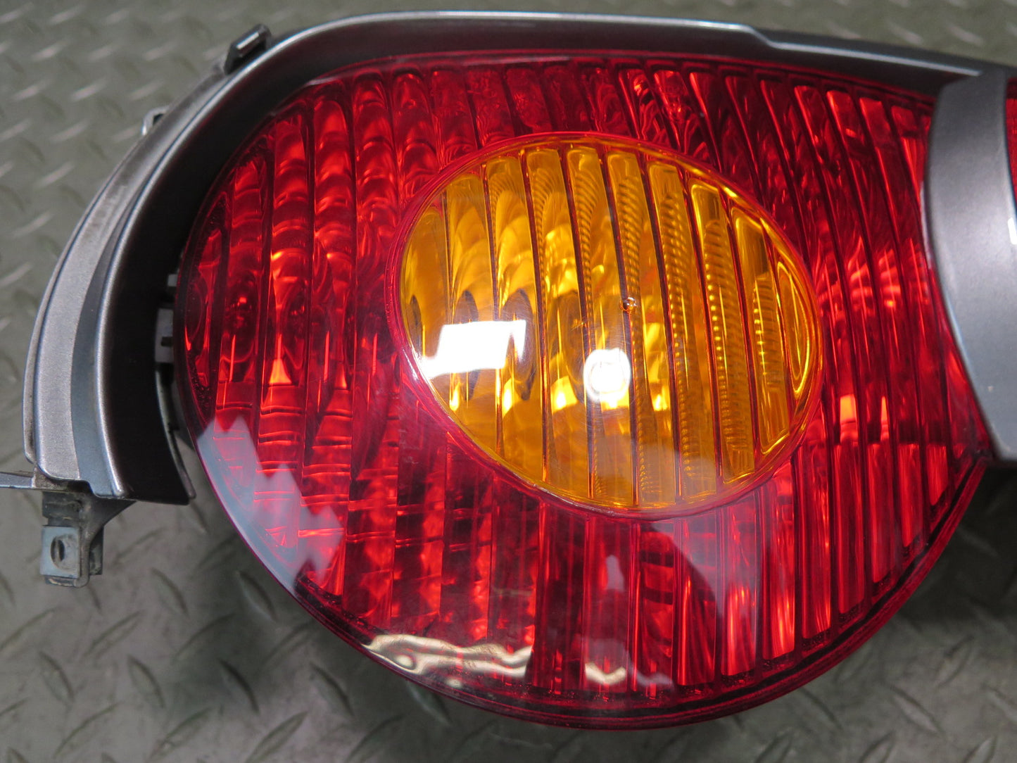 03-05 BMW E85 Z4 Rear Left & Right Tail Light Lamp w Molding Set 66K Miles OEM