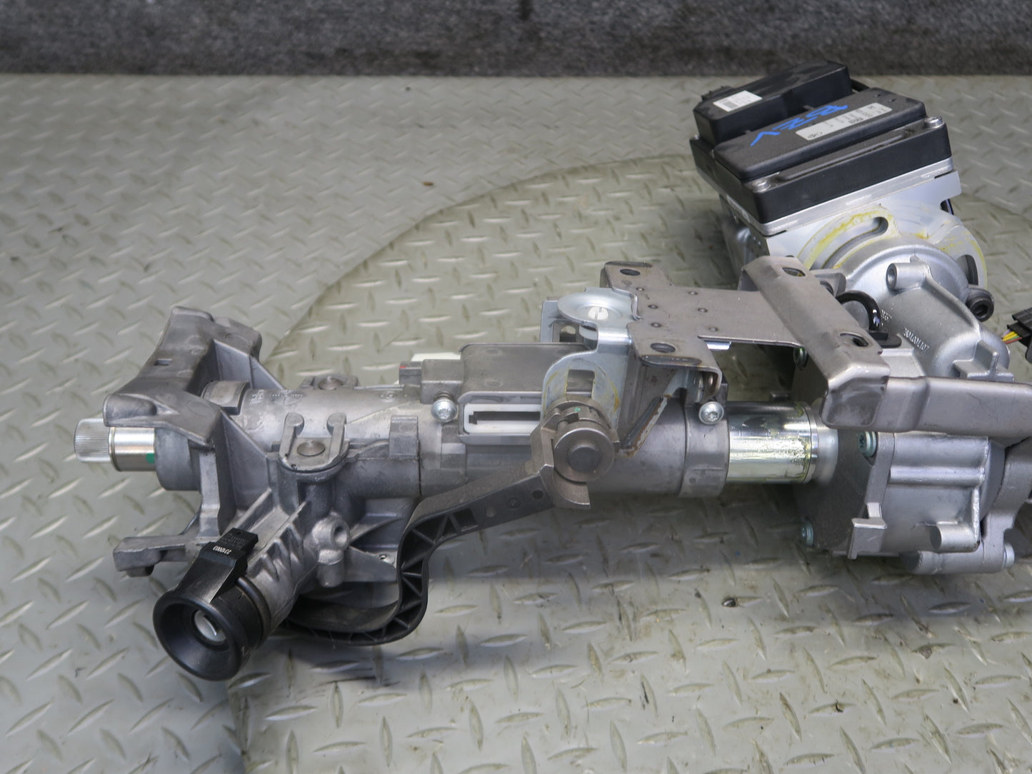 03-05 BMW E85 Z4 M/T Electric Power Steering Column w Motor Assy 66K Miles OEM