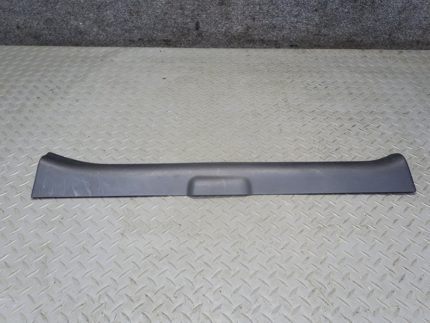 09-20 Nissan Z34 370Z Set of 2 Left & Right Door Sill Scuff Plate Trim Cover OEM