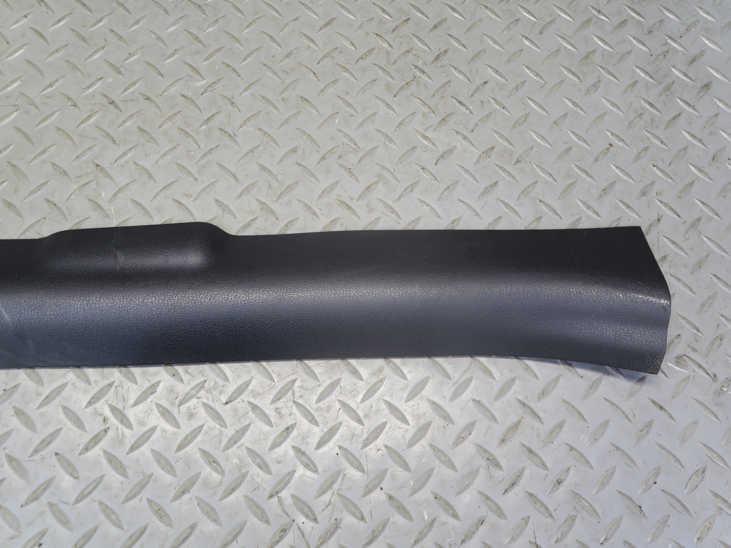 09-20 Nissan Z34 370Z Set of 2 Left & Right Door Sill Scuff Plate Trim Cover OEM