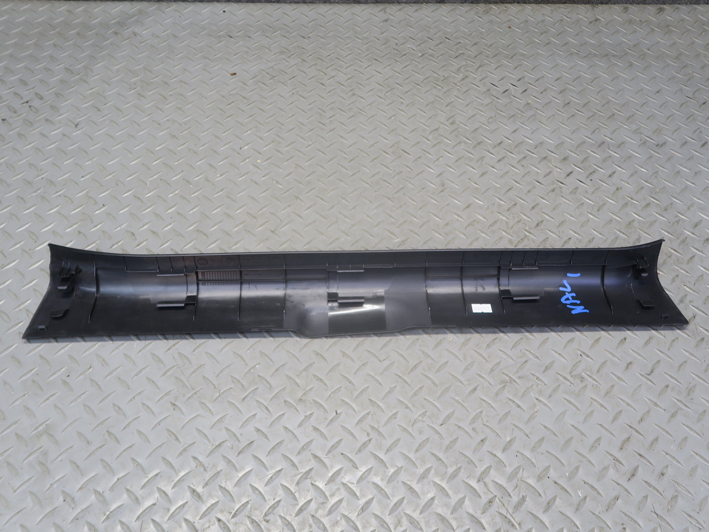 09-20 Nissan Z34 370Z Set of 2 Left & Right Door Sill Scuff Plate Trim Cover OEM