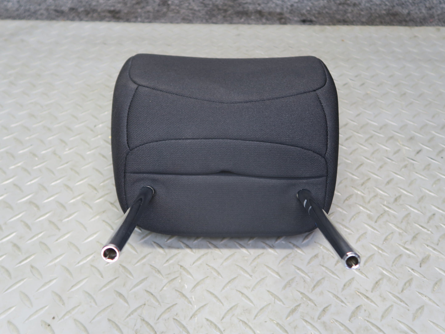 09-20 Nissan Z34 370Z Set of 2 Front Left & Right Seat Cloth Headrest OEM