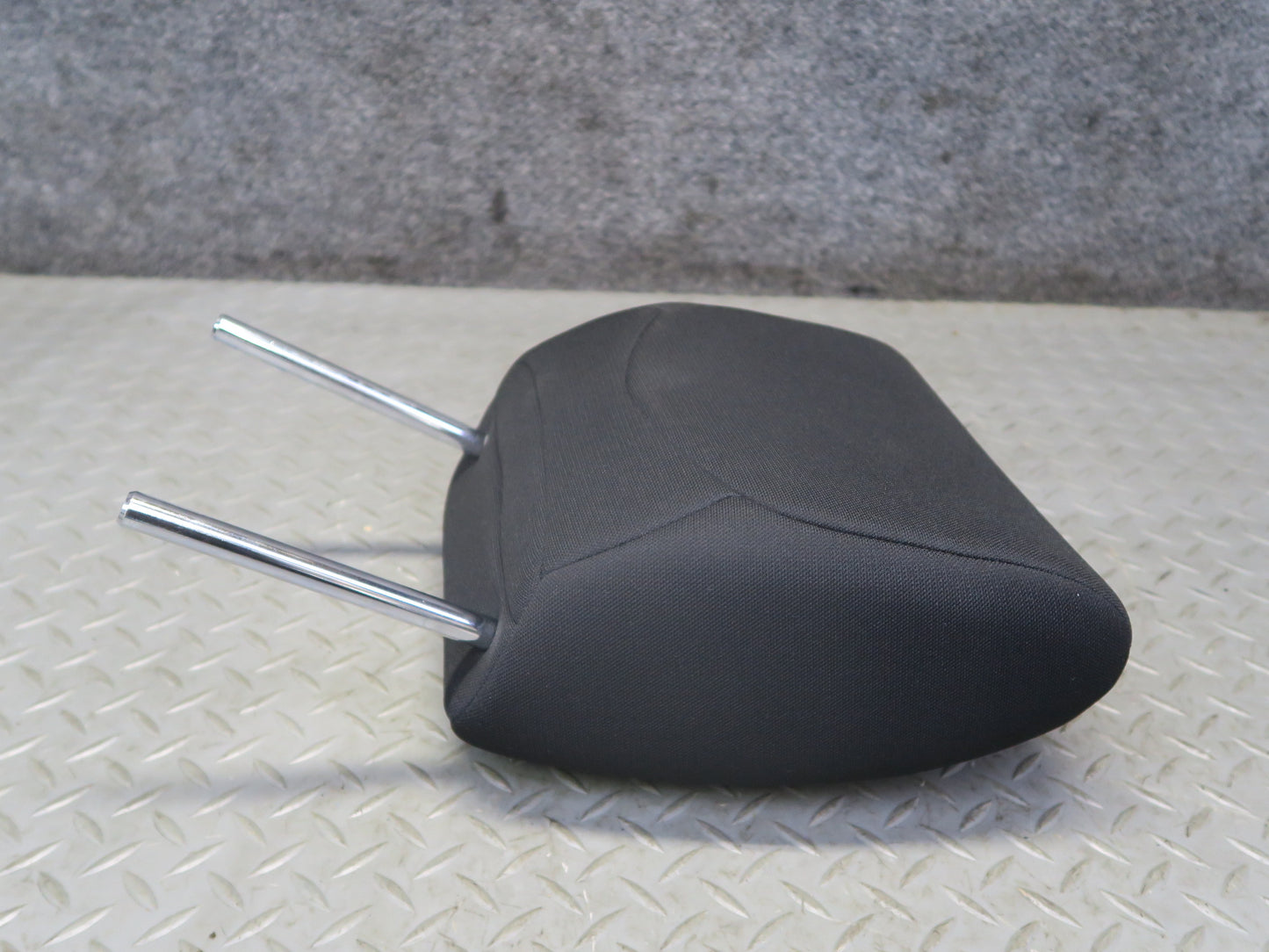 09-20 Nissan Z34 370Z Set of 2 Front Left & Right Seat Cloth Headrest OEM