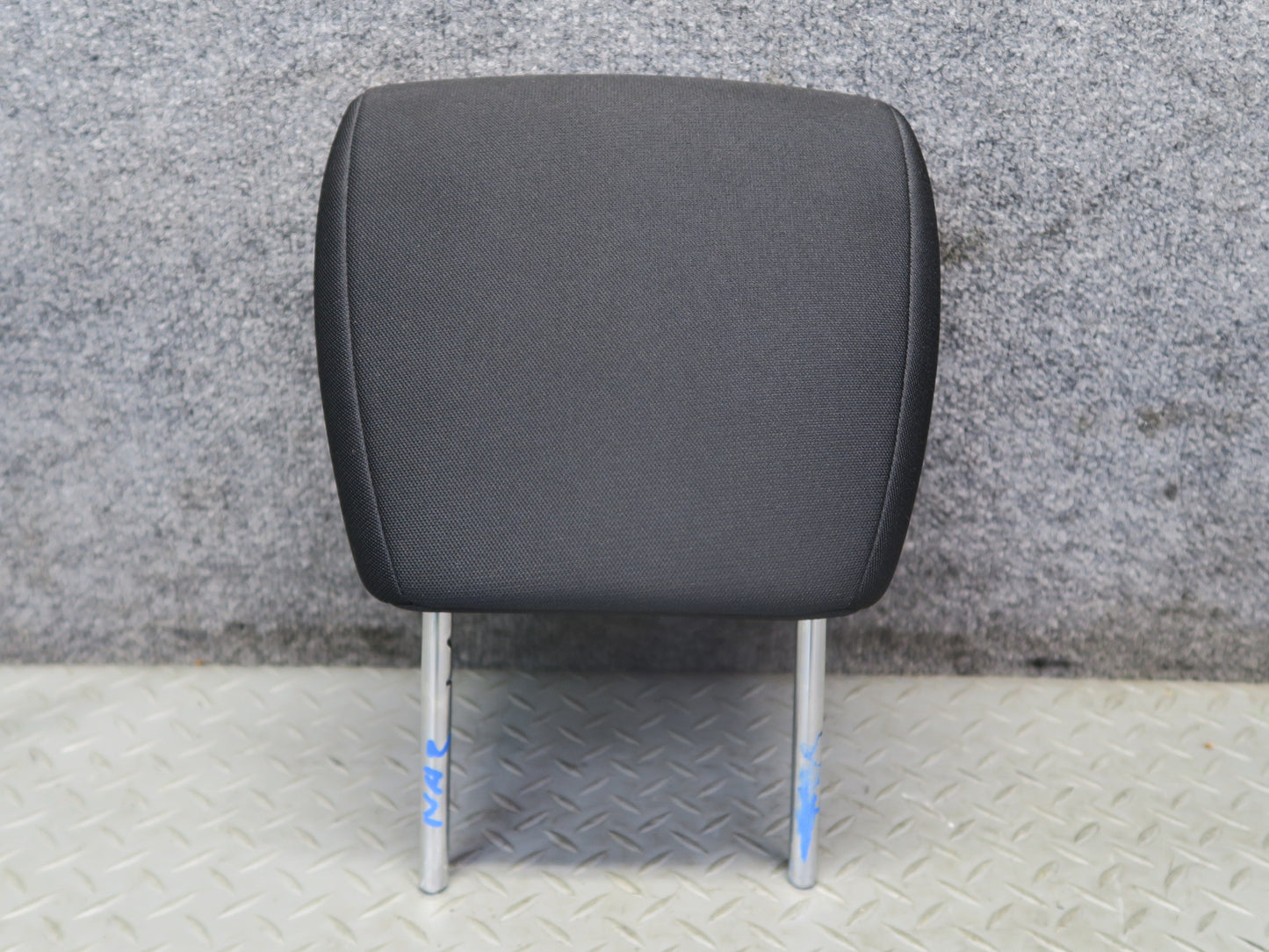 09-20 Nissan Z34 370Z Set of 2 Front Left & Right Seat Cloth Headrest OEM