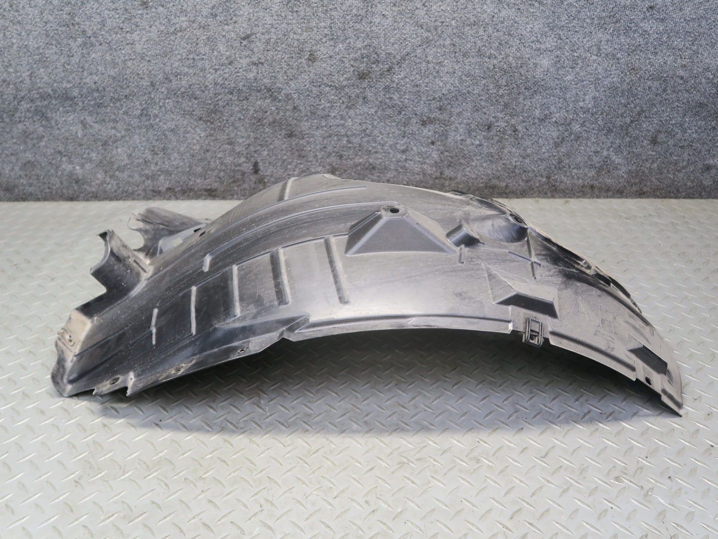 09-20 Nissan Z34 370Z Set of 2 Front Right Fender Splash Shield Guard OEM