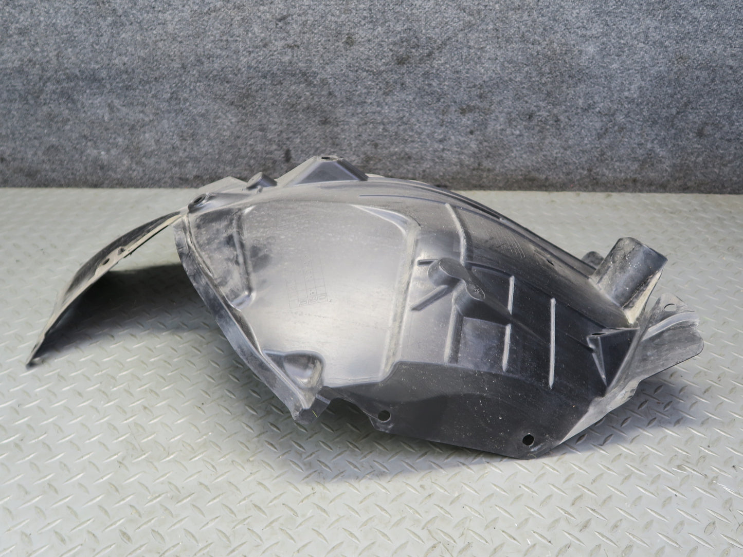 09-20 Nissan Z34 370Z Set of 2 Front Right Fender Splash Shield Guard OEM