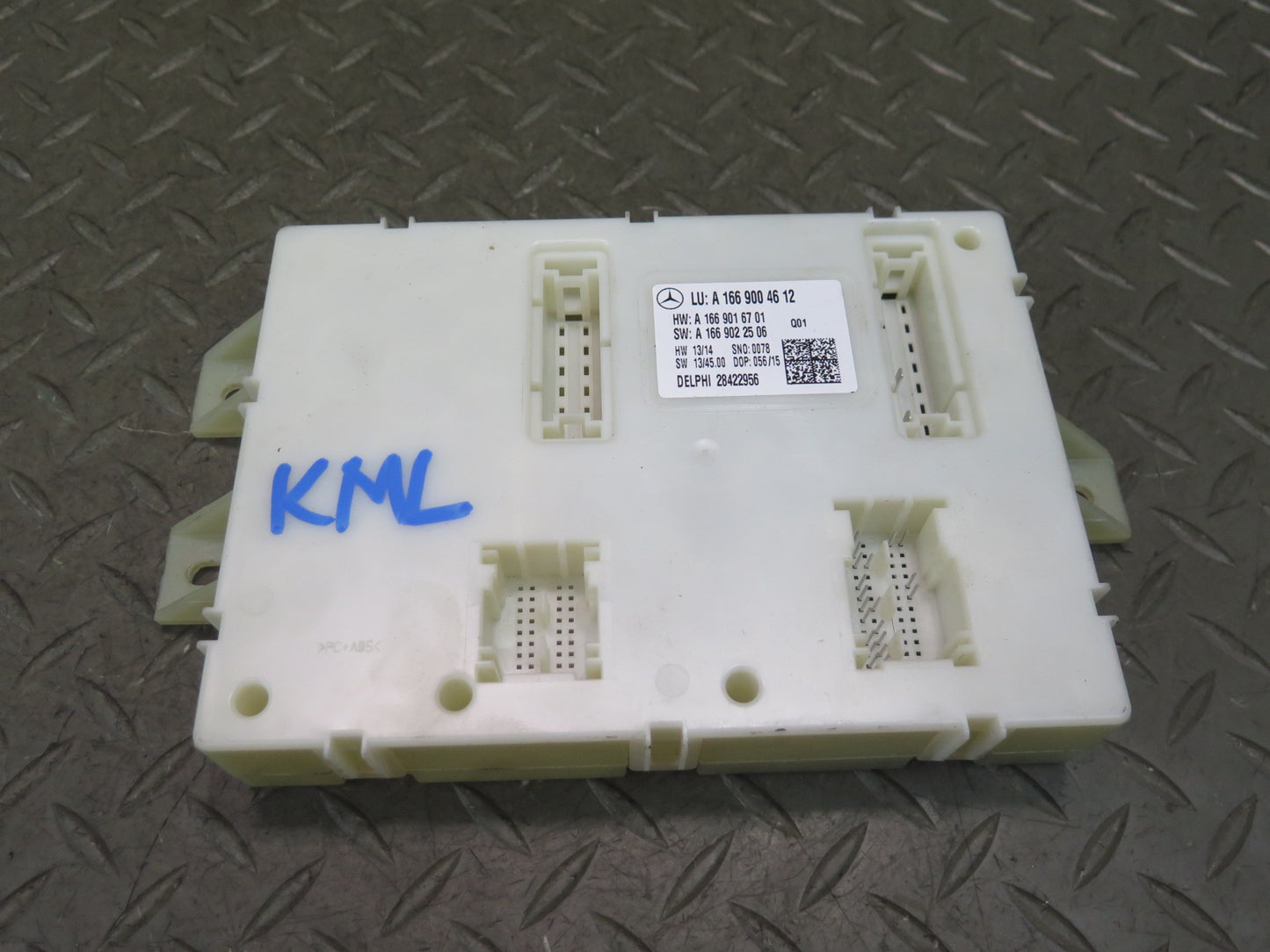 12-15 Mercedes W166 Ml-class SAM Signal Activation Control Module 1669004612 OEM