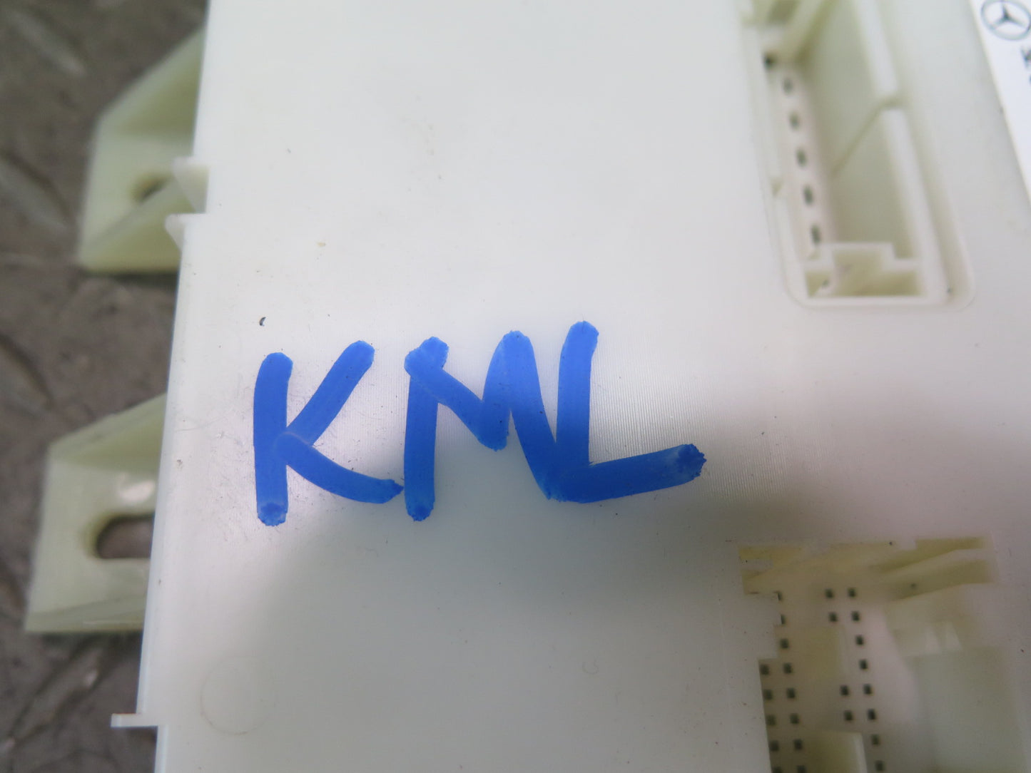 12-15 Mercedes W166 Ml-class SAM Signal Activation Control Module 1669004612 OEM