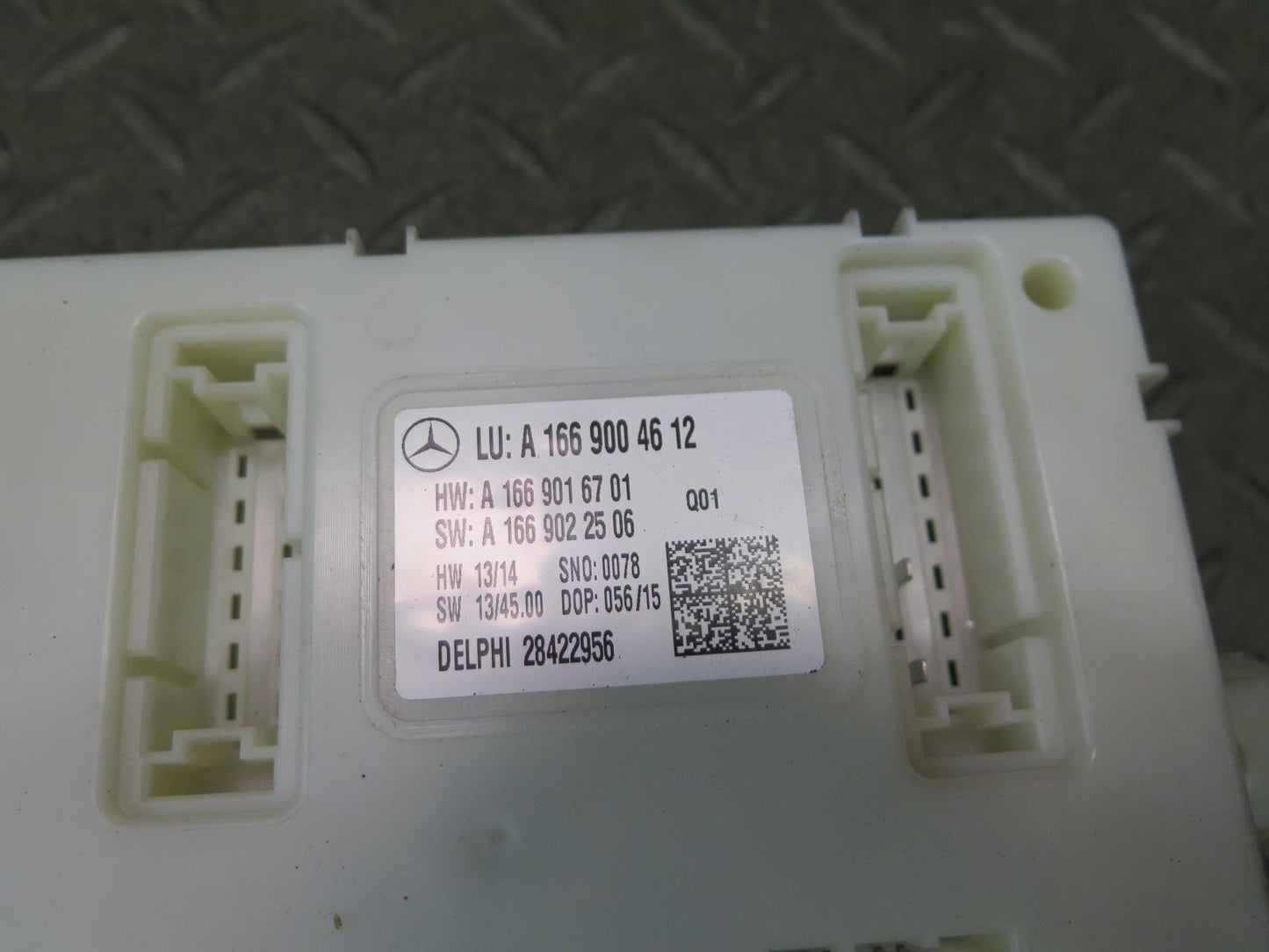 12-15 Mercedes W166 Ml-class SAM Signal Activation Control Module 1669004612 OEM