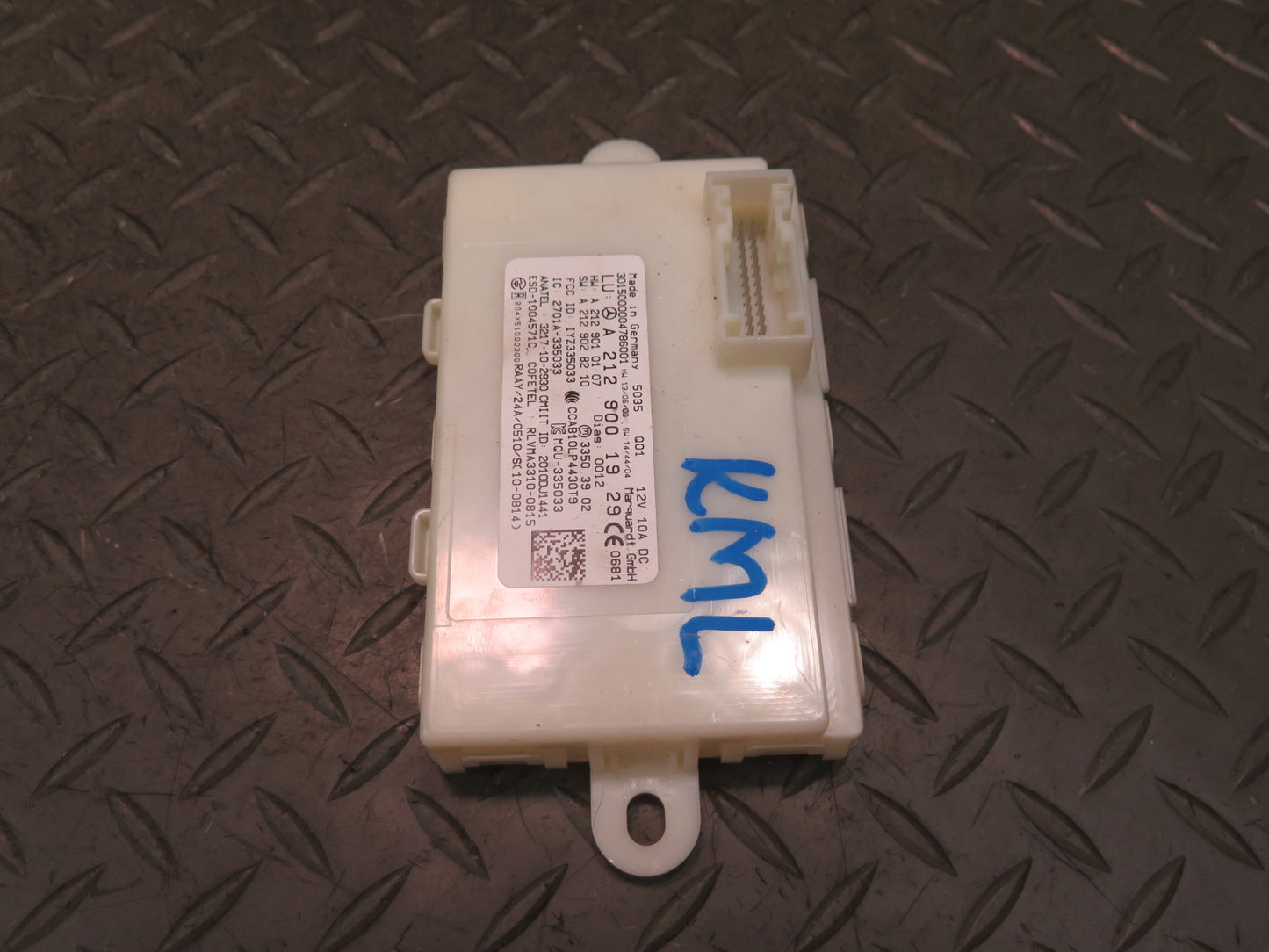 12-15 Mercedes W166 Ml-class Keyless GO Entry Control Module 2129001929 OEM