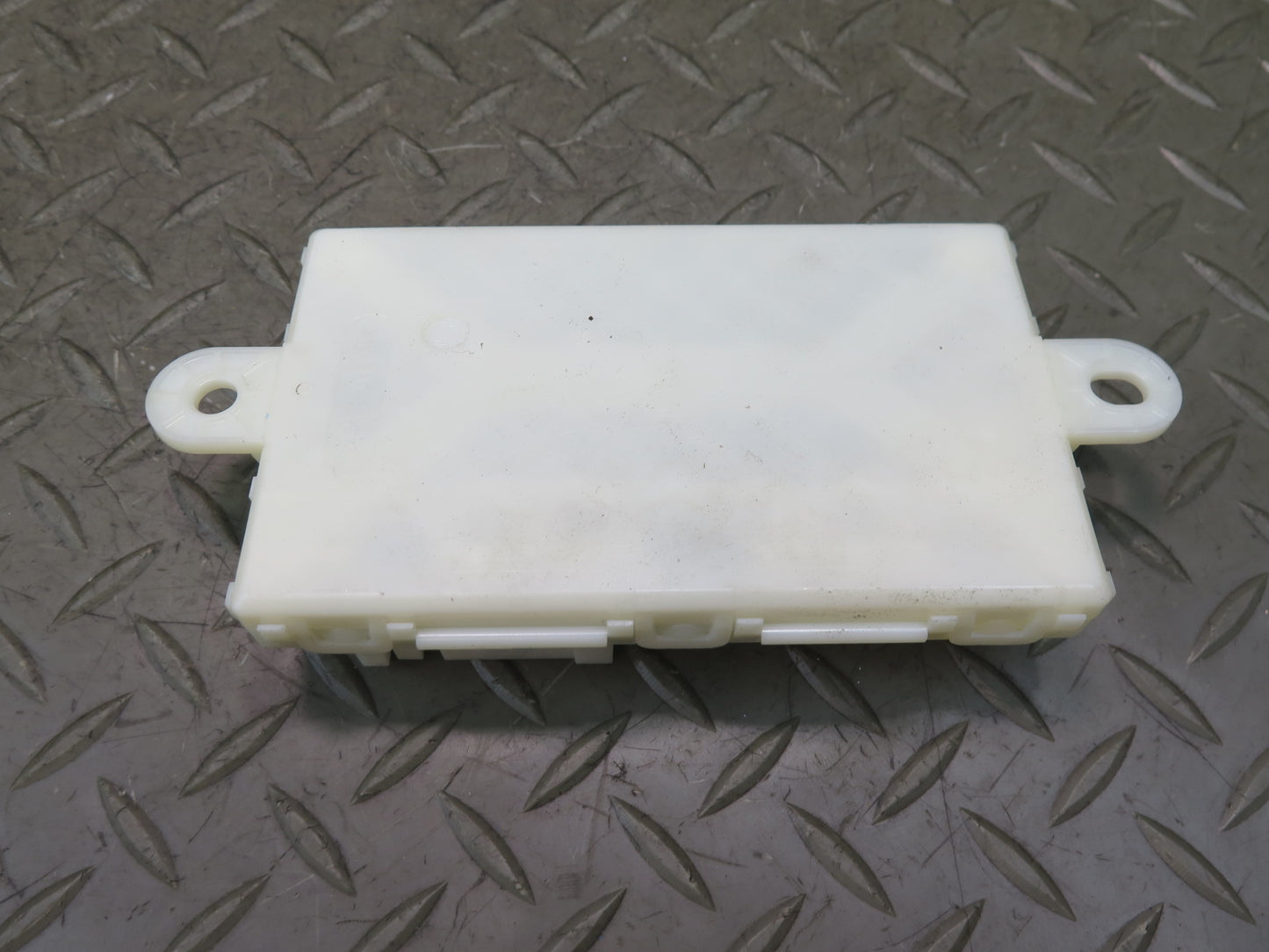 12-15 Mercedes W166 Ml-class Keyless GO Entry Control Module 2129001929 OEM