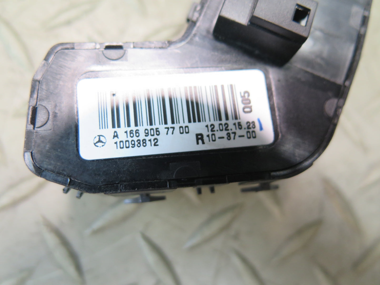 12-15 Mercedes W166 Ml-class Front Right Seat Adjustment Control Switch OEM