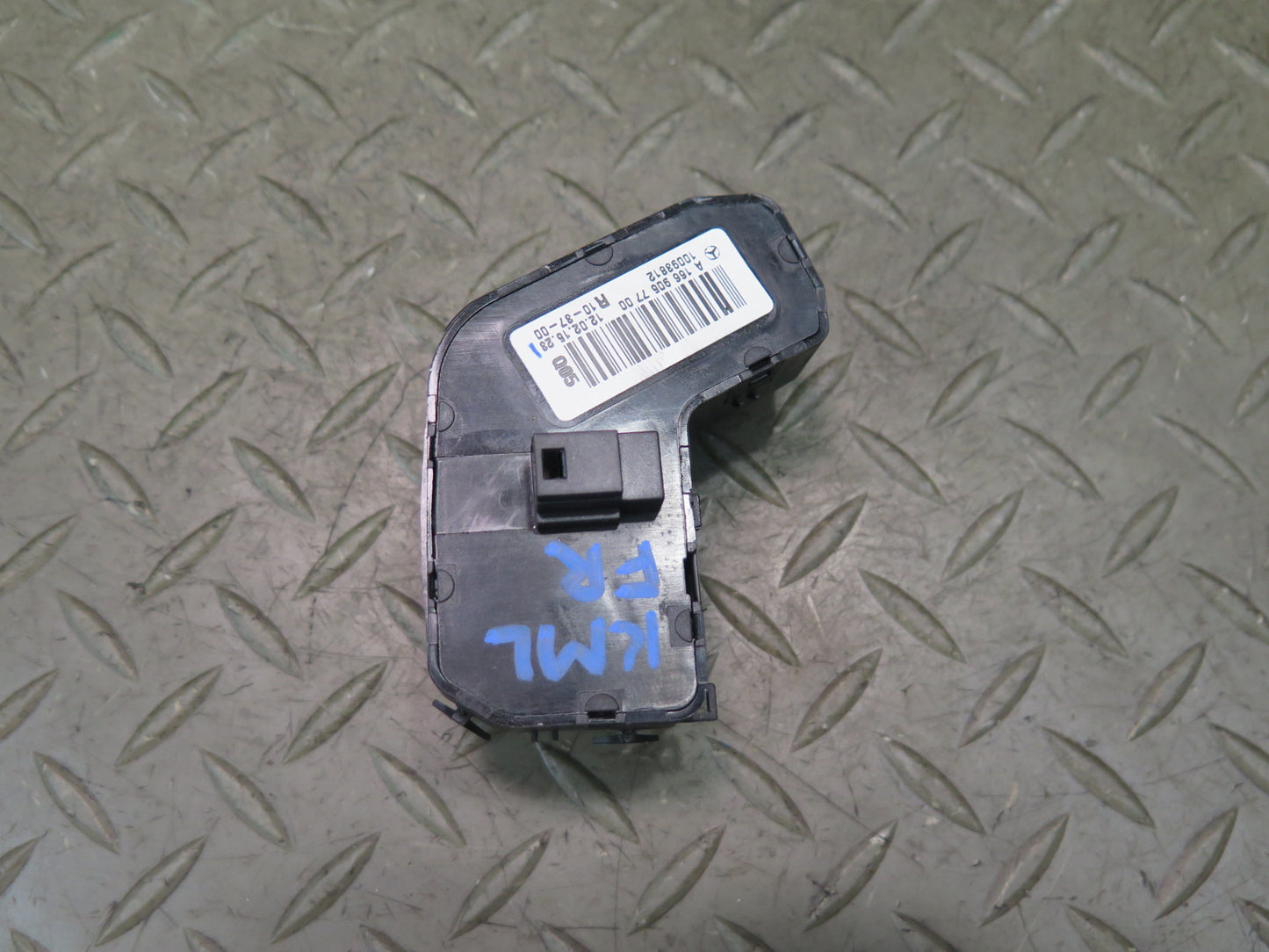 12-15 Mercedes W166 Ml-class Front Right Seat Adjustment Control Switch OEM