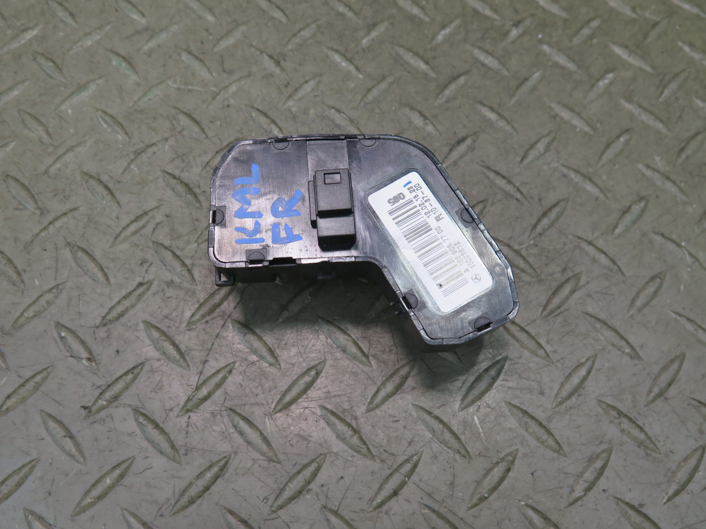 12-15 Mercedes W166 Ml-class Front Right Seat Adjustment Control Switch OEM