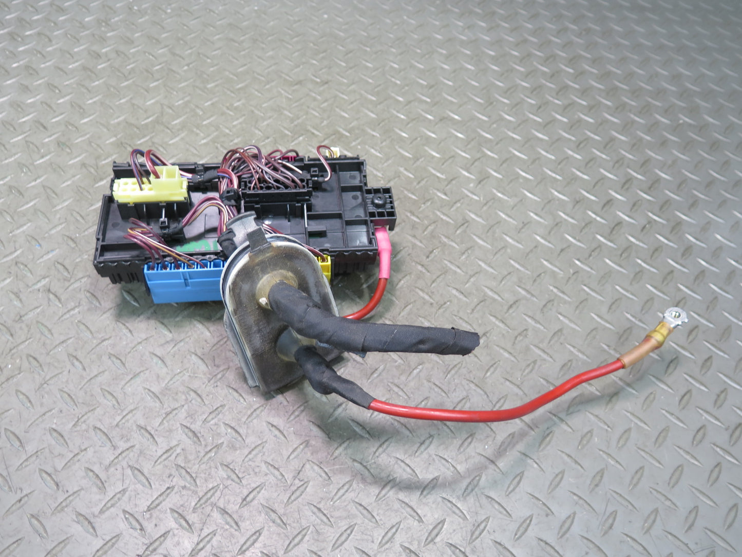 12-15 Mercedes W166 Ml-class Fuse Relay Box Module 1669063801 OEM