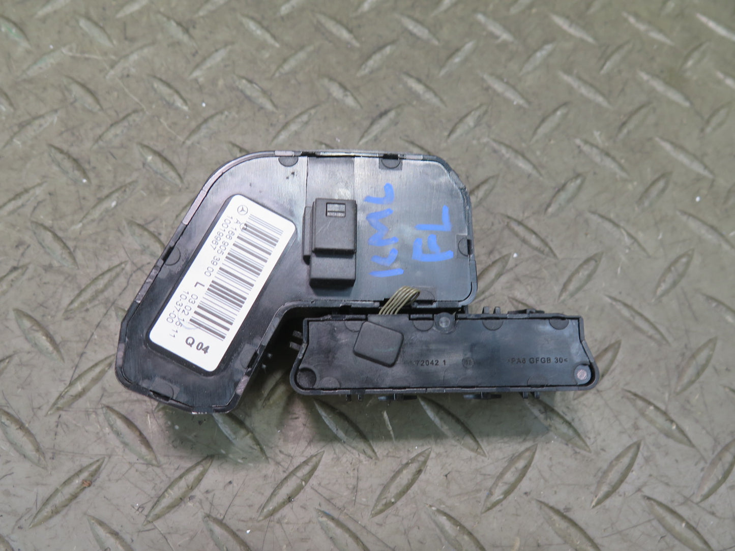 12-15 Mercedes W166 ML350 Front Left Seat Adjustment Memory Control Switch OEM