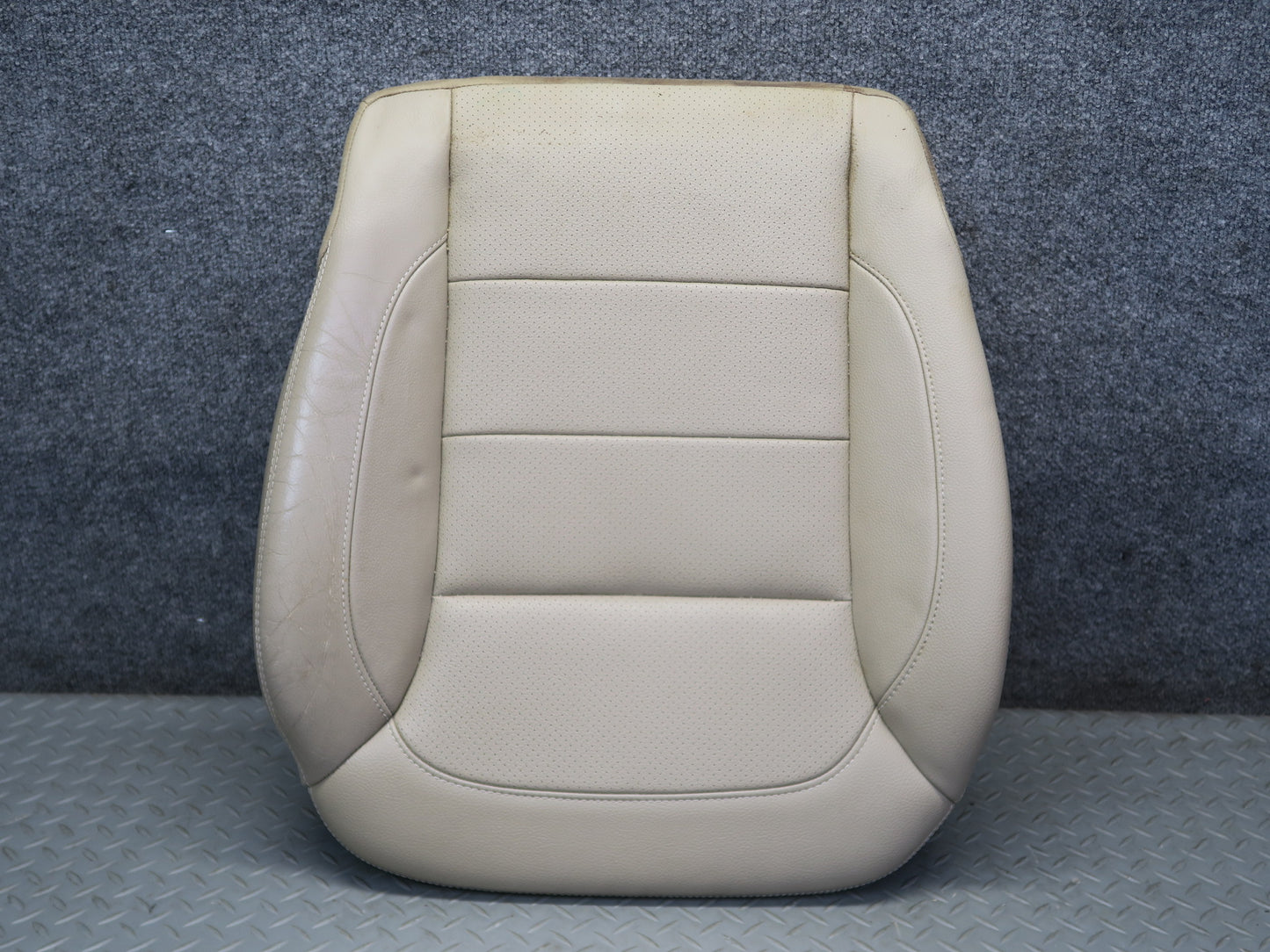 12-15 Mercedes W166 Ml-class Front Right Seat Lower Cushion Beige OEM