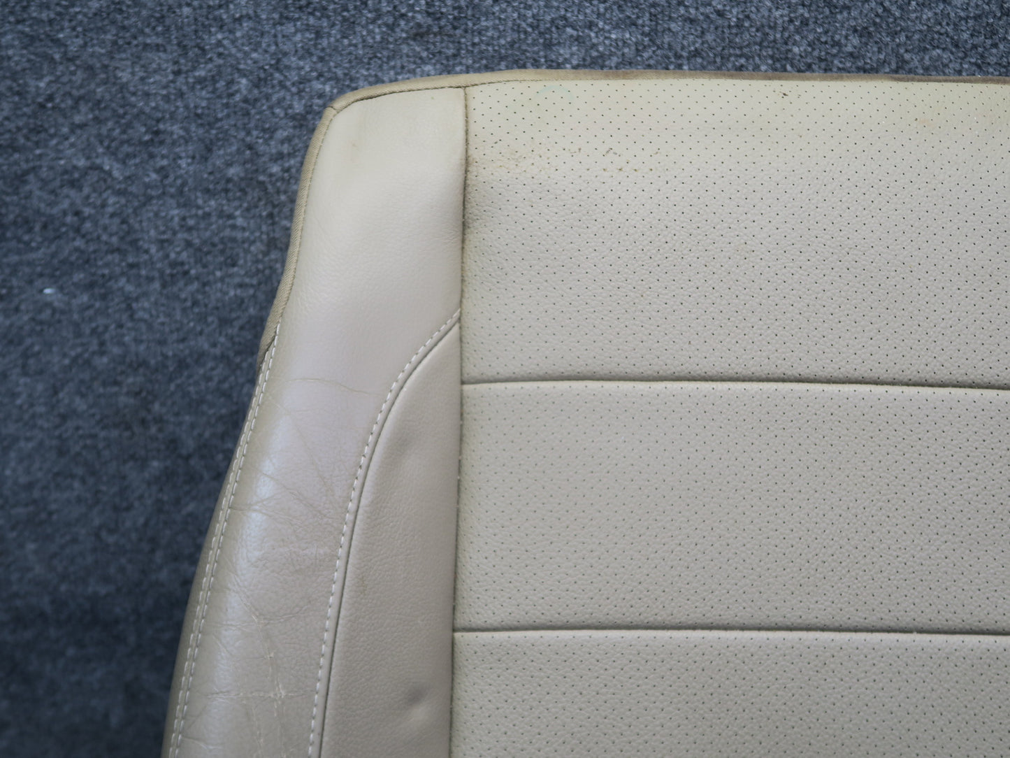 12-15 Mercedes W166 Ml-class Front Right Seat Lower Cushion Beige OEM