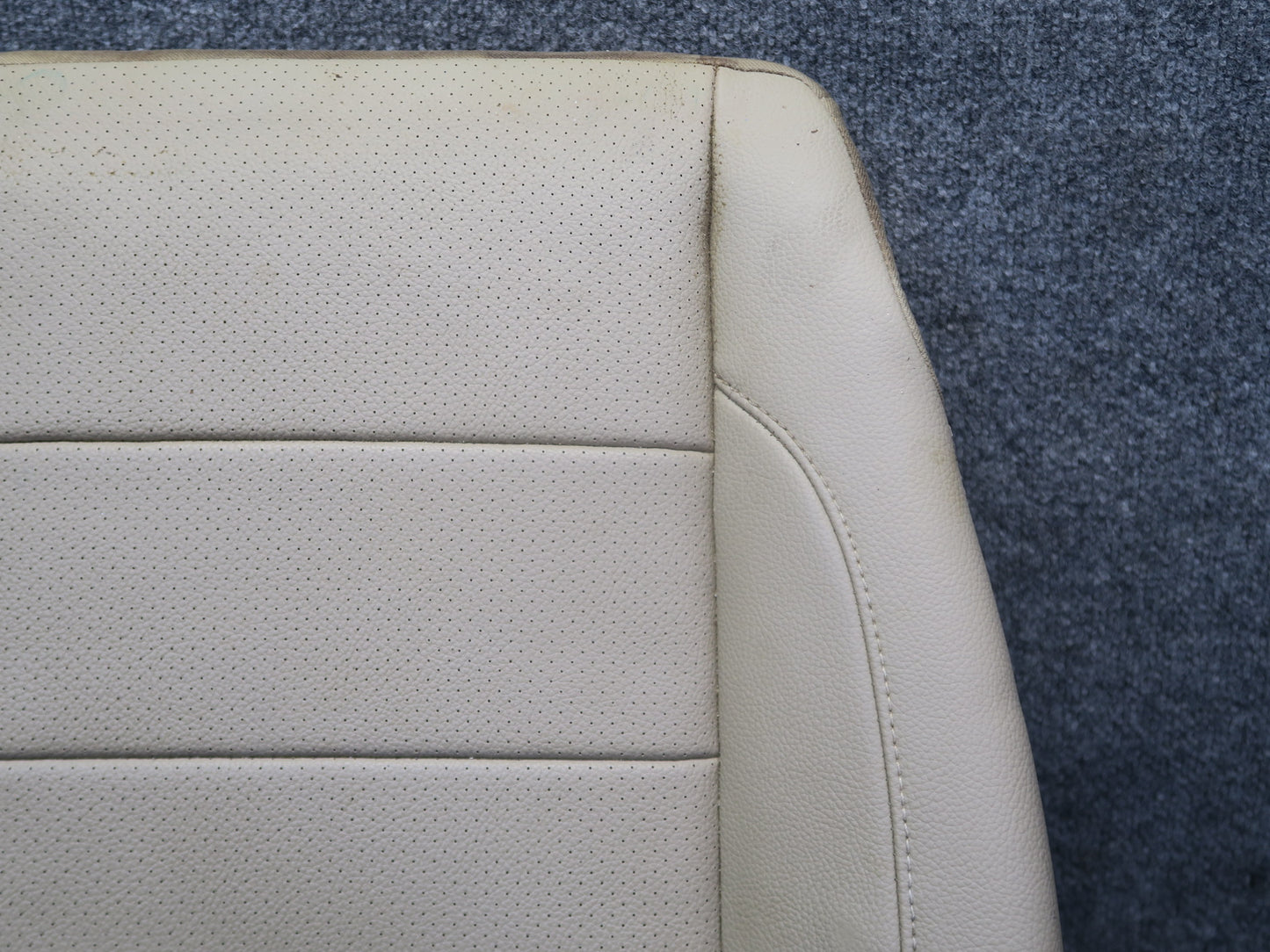 12-15 Mercedes W166 Ml-class Front Right Seat Lower Cushion Beige OEM