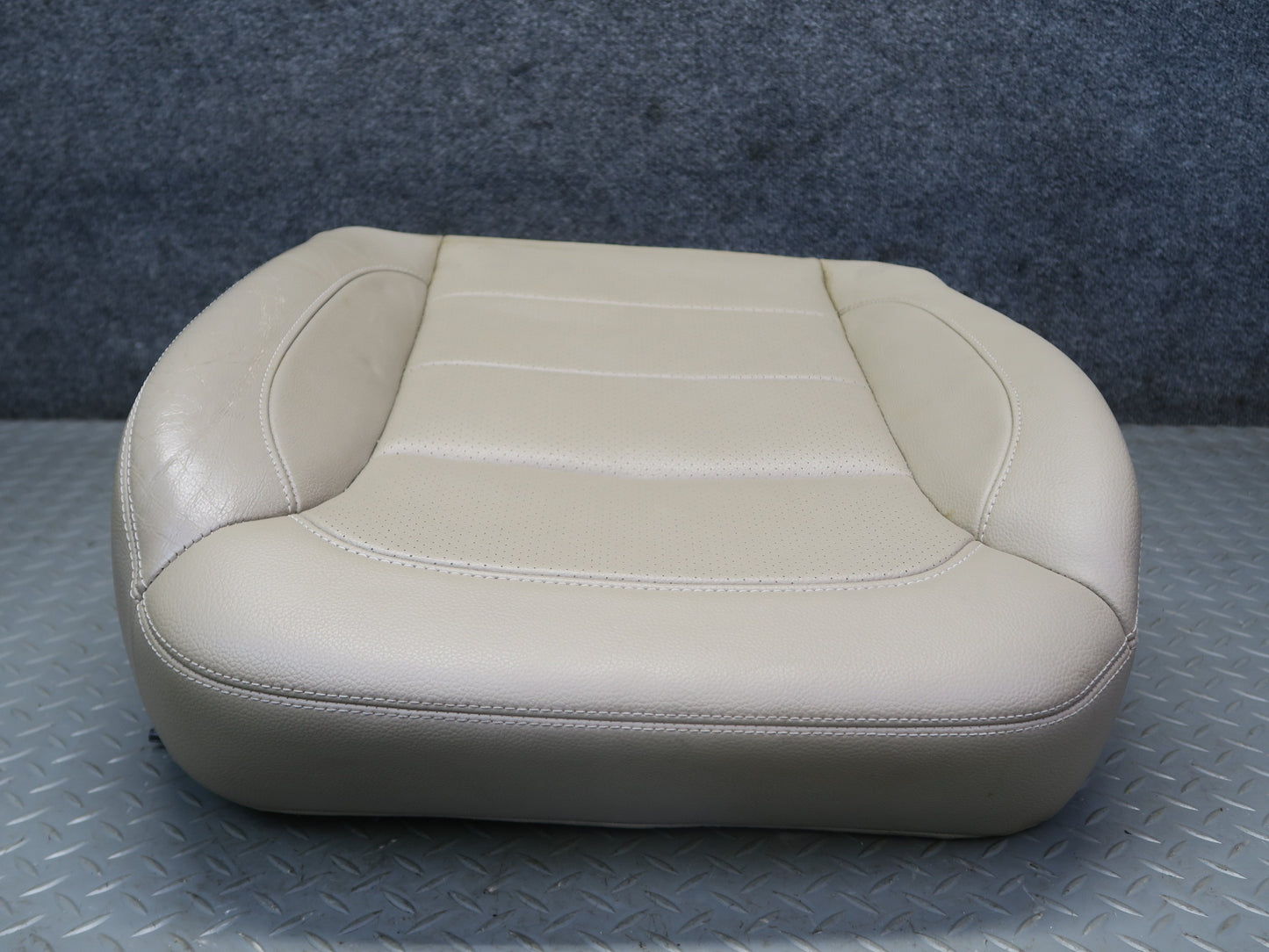 12-15 Mercedes W166 Ml-class Front Right Seat Lower Cushion Beige OEM