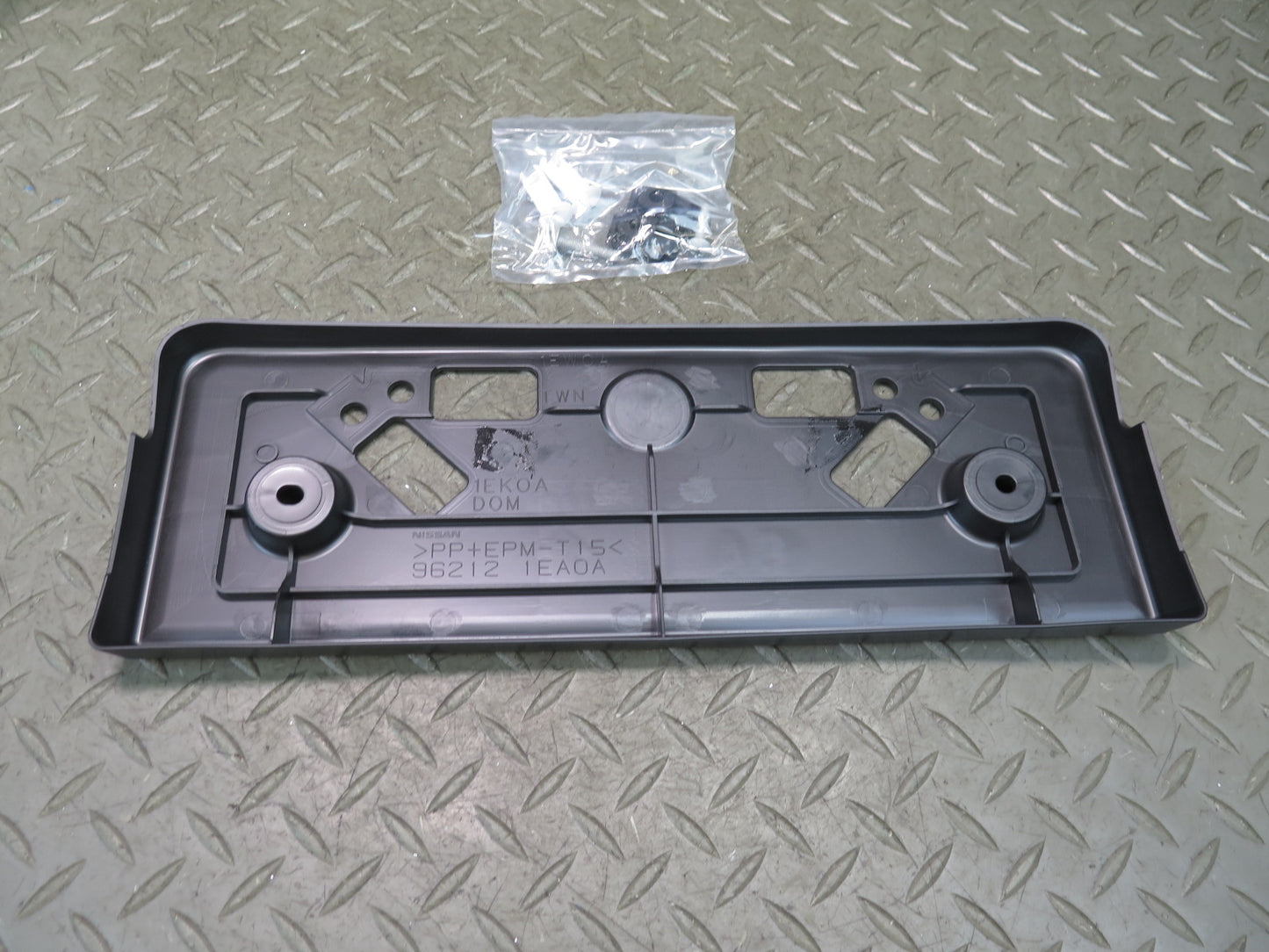 09-20 Nissan 370Z Z34 Front Bumper License Plate Bracket Holder 96212-1EA0A OEM
