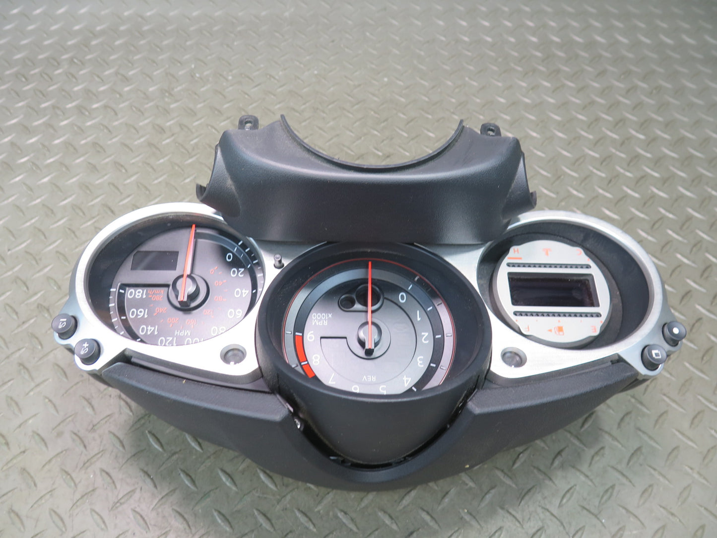 11-12 Nissan Z34 370Z M/T Instrument Cluster Gauge Speedometer OEM