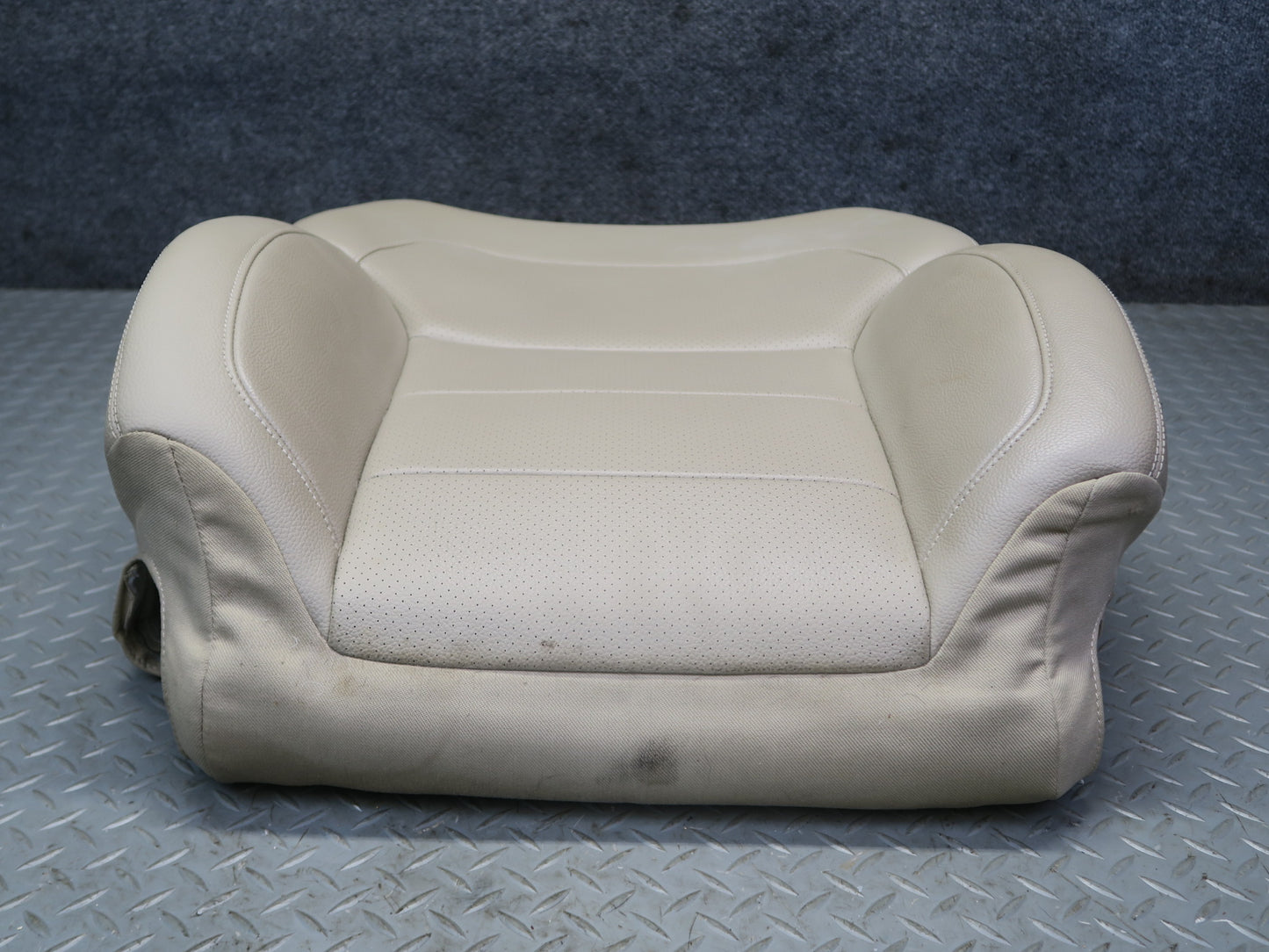 12-15 Mercedes W166 Ml-class Front Left Seat Upper Backrest Cushion Beige OEM