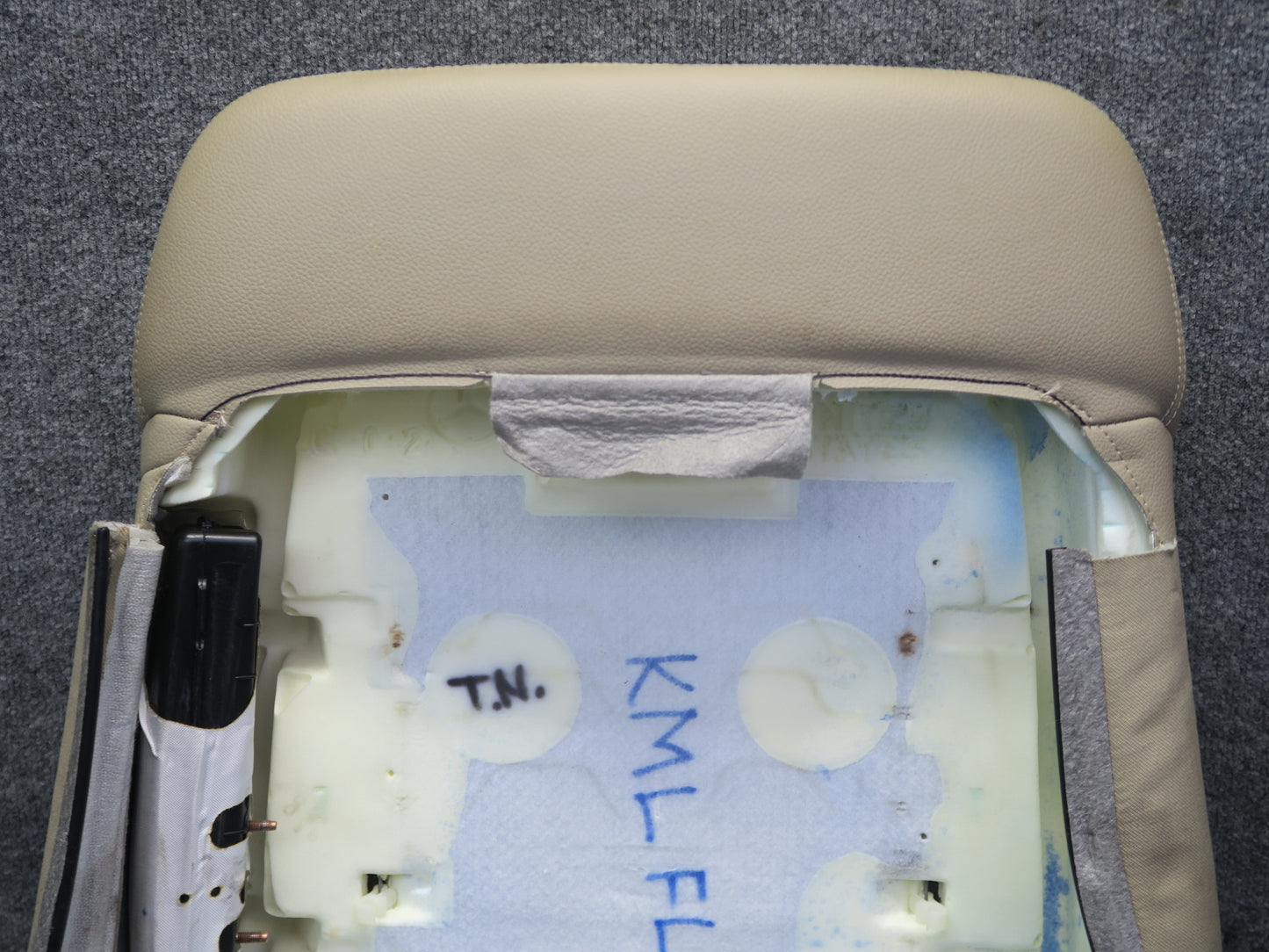 12-15 Mercedes W166 Ml-class Front Left Seat Upper Backrest Cushion Beige OEM