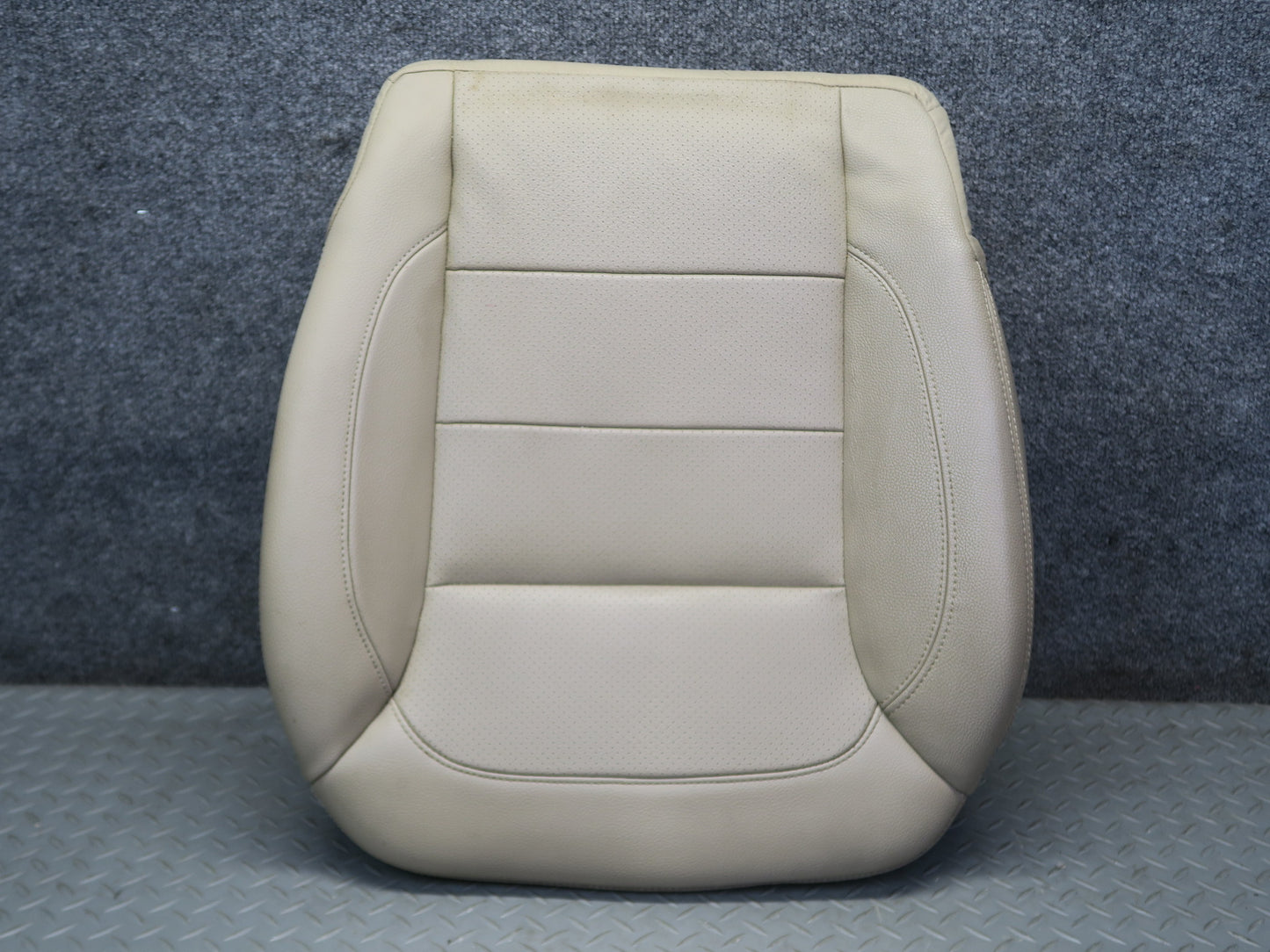 12-15 Mercedes W166 Ml-class Front Left Seat Lower Cushion Beige OEM