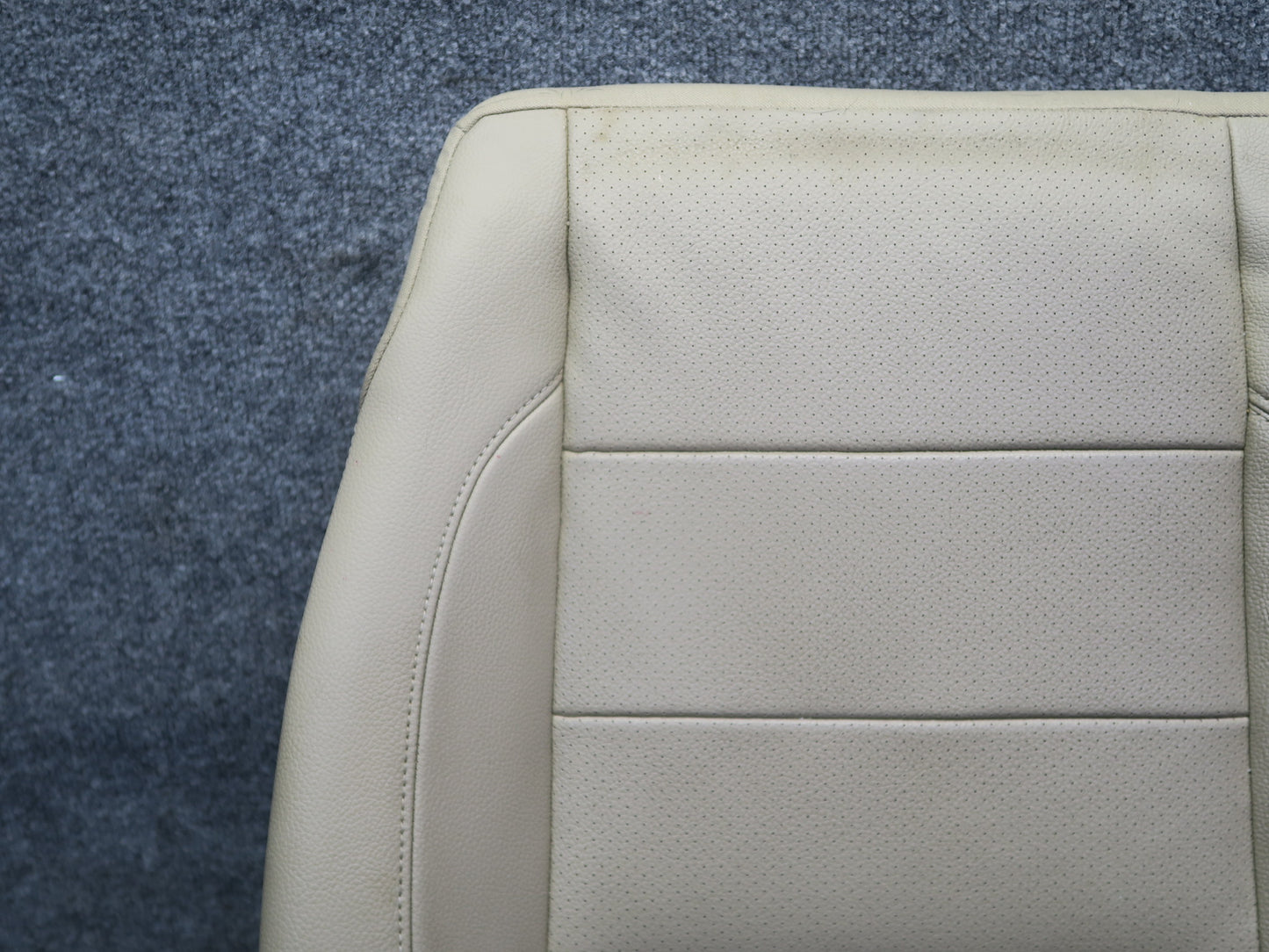 12-15 Mercedes W166 Ml-class Front Left Seat Lower Cushion Beige OEM