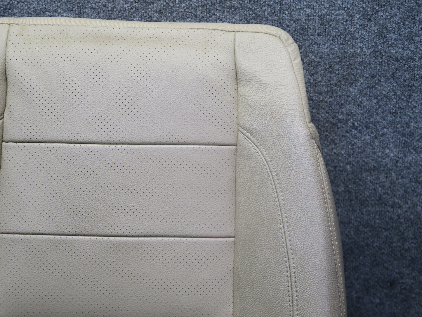 12-15 Mercedes W166 Ml-class Front Left Seat Lower Cushion Beige OEM