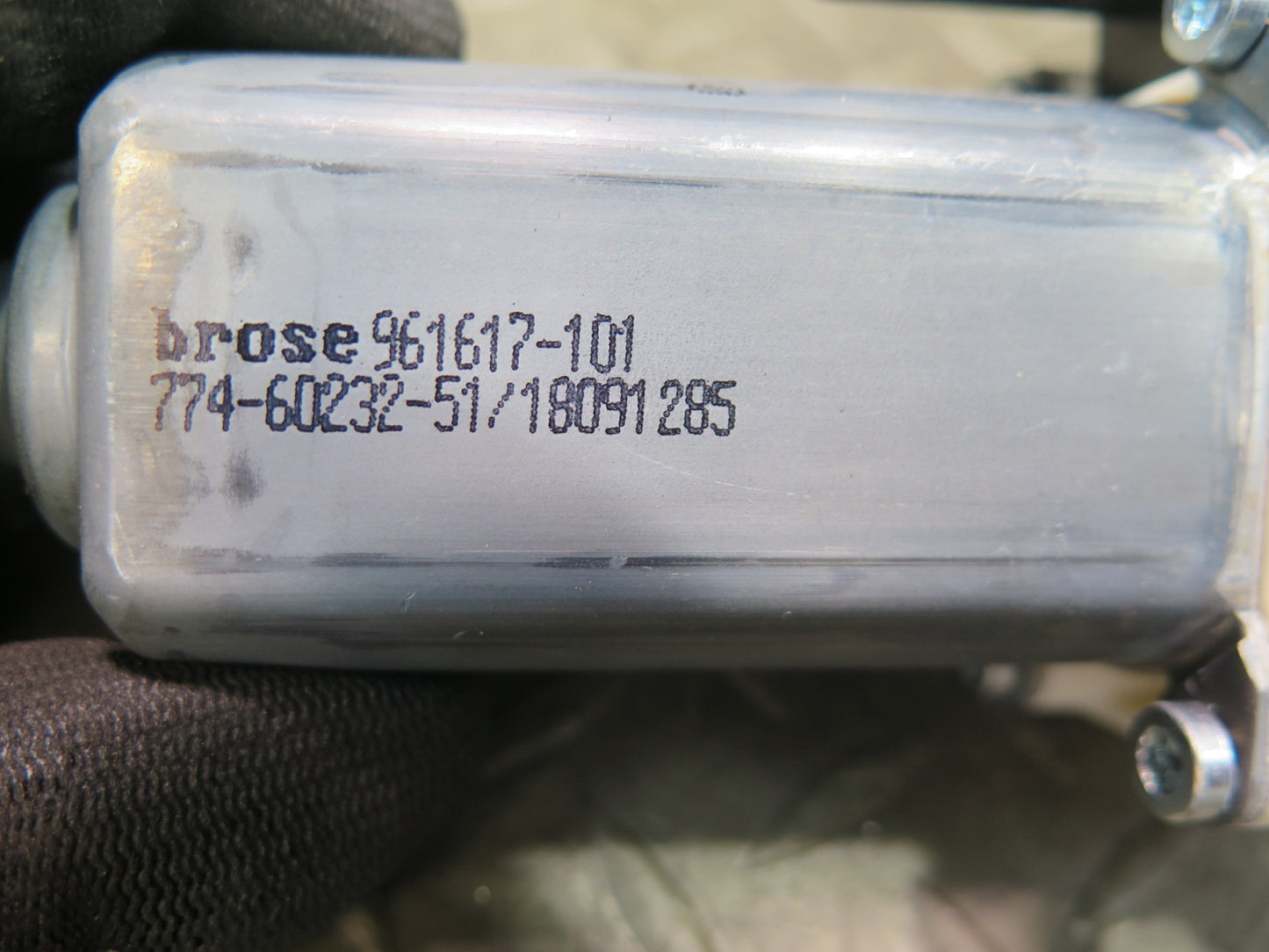 09-20 Nissan 370Z Z34 Front Right Door Window Regulator Motor OEM