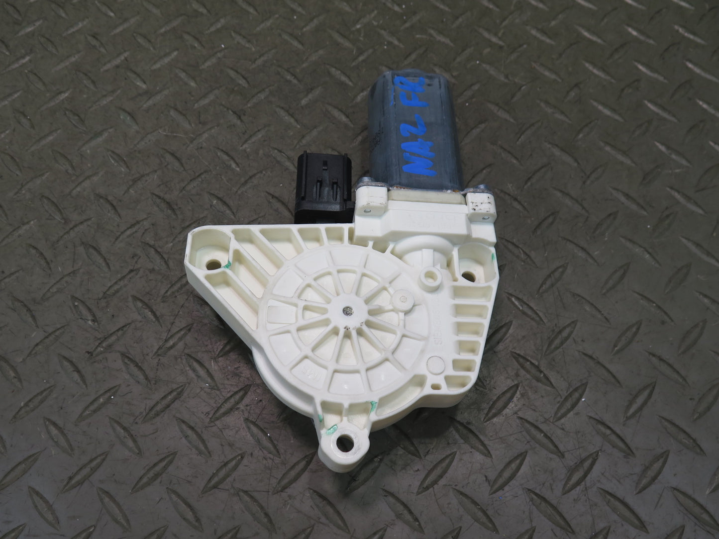 09-20 Nissan 370Z Z34 Front Right Door Window Regulator Motor OEM