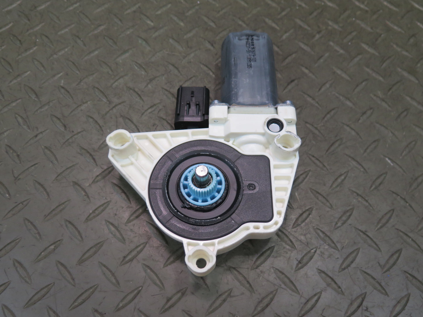 09-20 Nissan 370Z Z34 Front Left Door Window Regulator Motor OEM