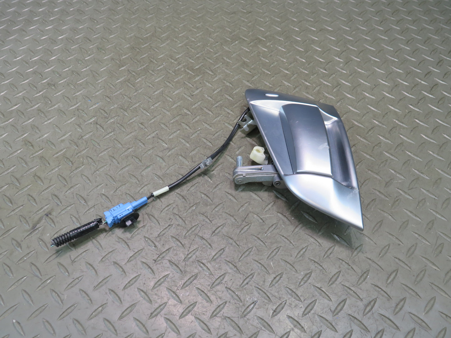 09-17 Nissan 370Z Z34 Front Right Door Exterior Handle Silver OEM