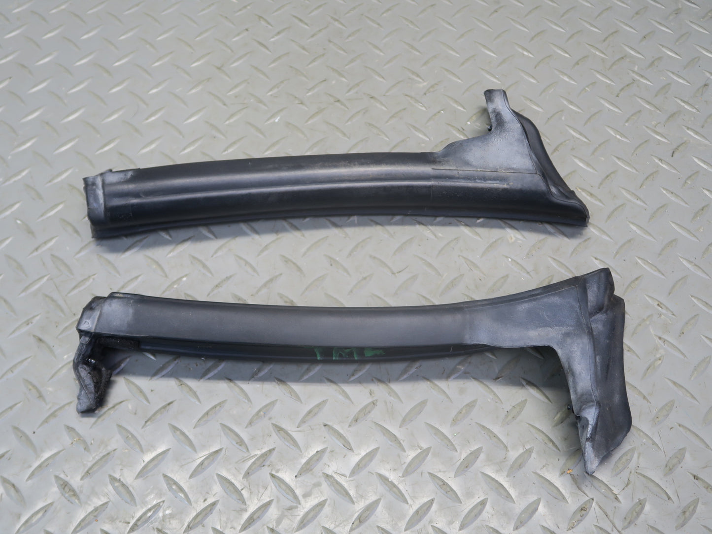 00-02 Toyota MR2 Spyder ZZW30L Convertible Set of 4 Weatherstrip Rubber Seal OEM