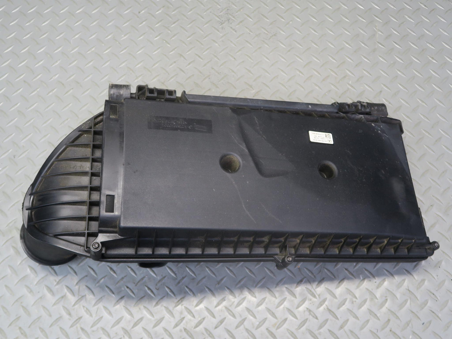 12-15 Mercedes W166 ML350 Air Intake Cleaner Filter Box w Air Duct OEM
