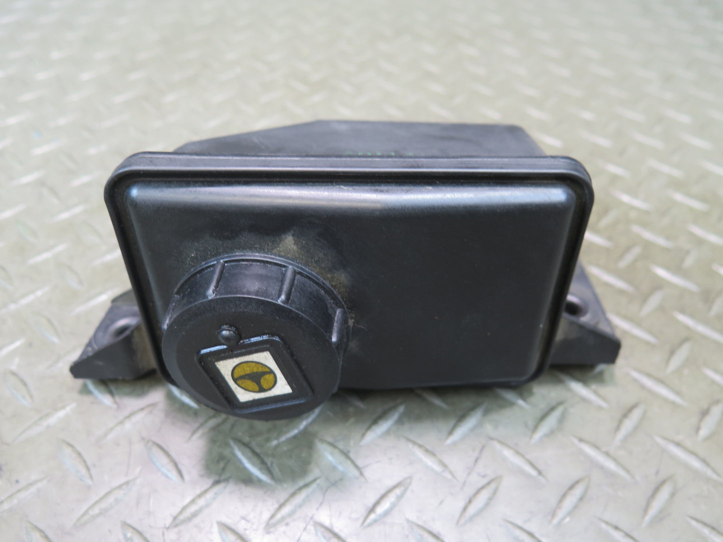2014-2020 Maserati Ghibli M157 Power Steering Fluid Reservoir Bottle Tank