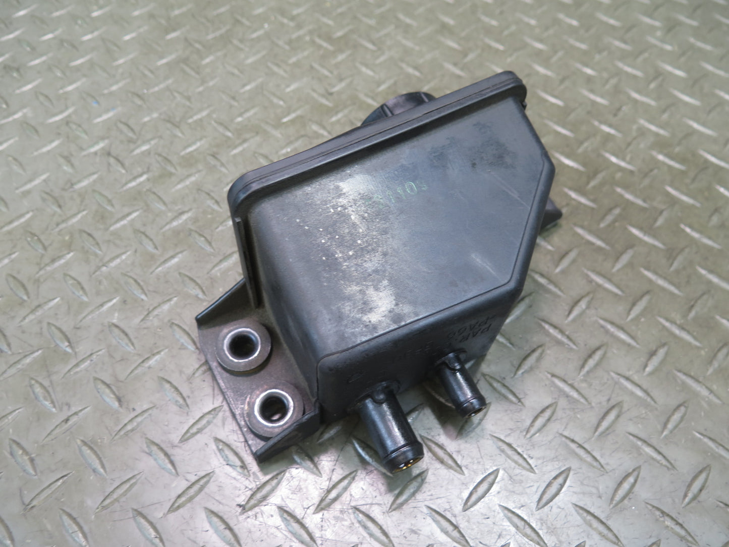 2014-2020 Maserati Ghibli M157 Power Steering Fluid Reservoir Bottle Tank