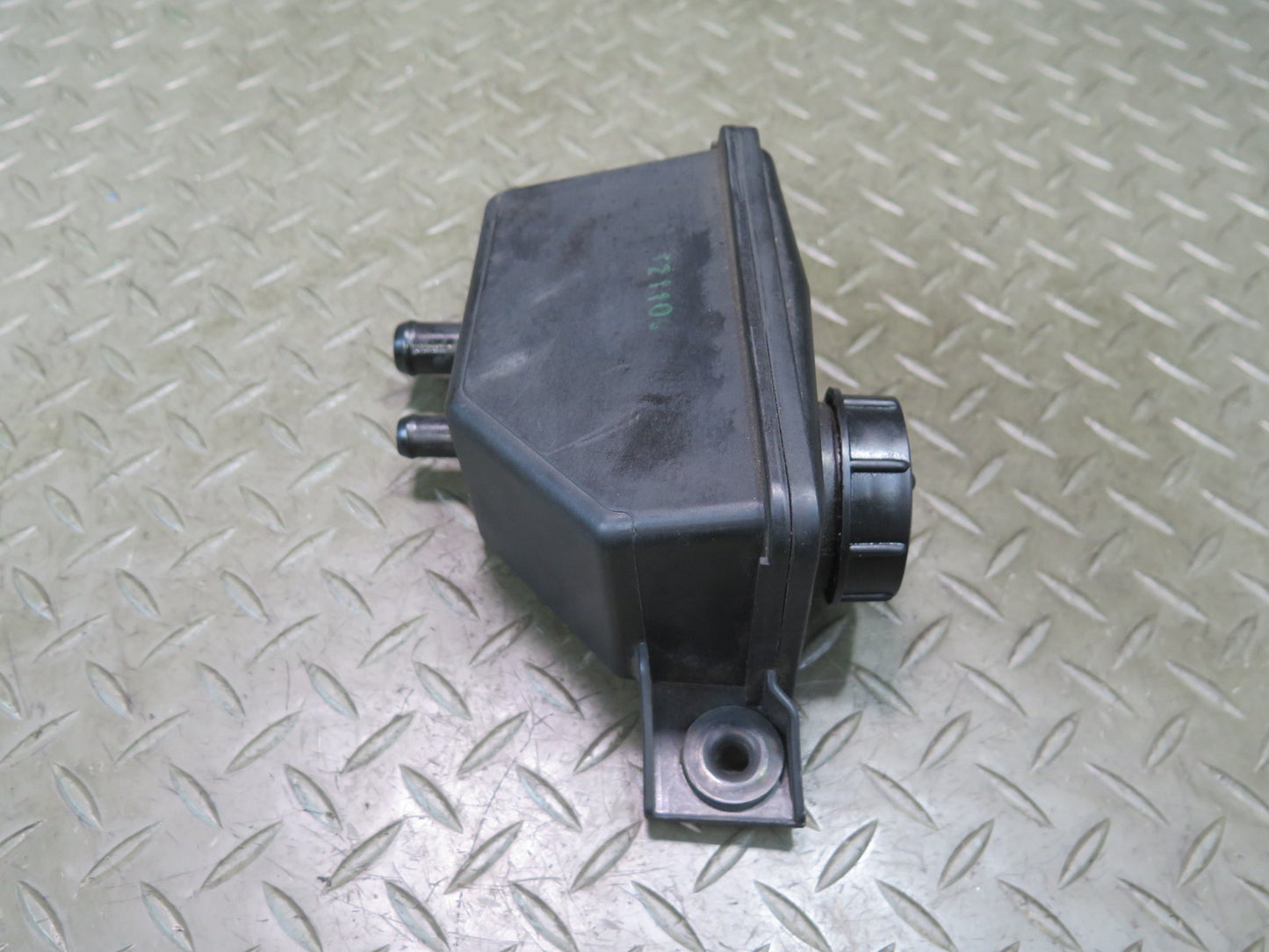 2014-2020 Maserati Ghibli M157 Power Steering Fluid Reservoir Bottle Tank